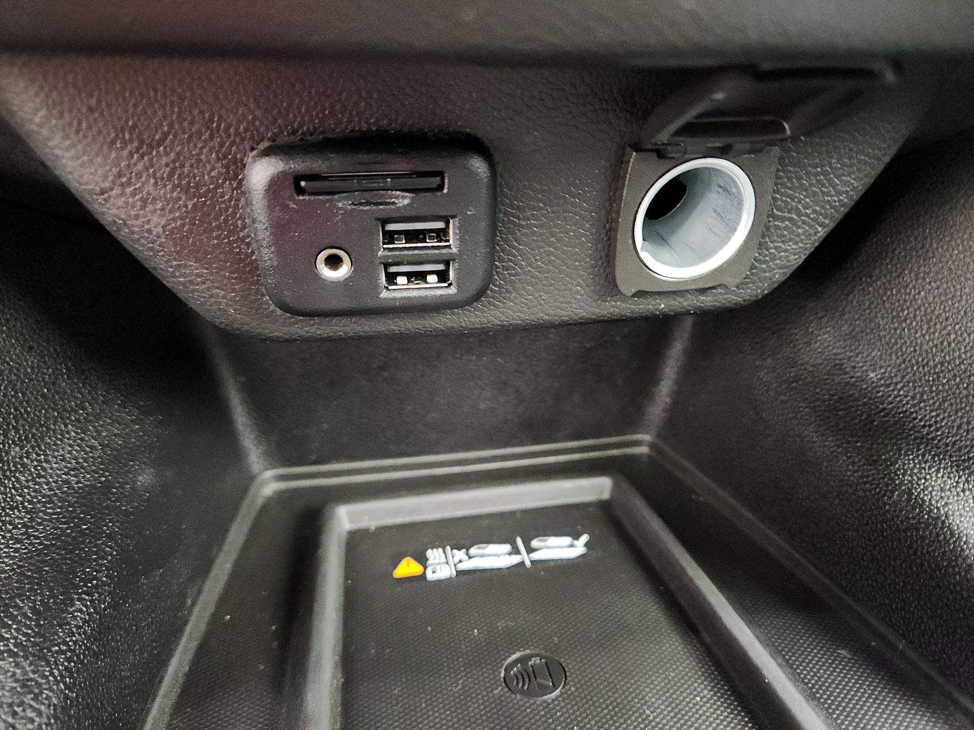 Thumbnail: 2021 Chevrolet Traverse - 19