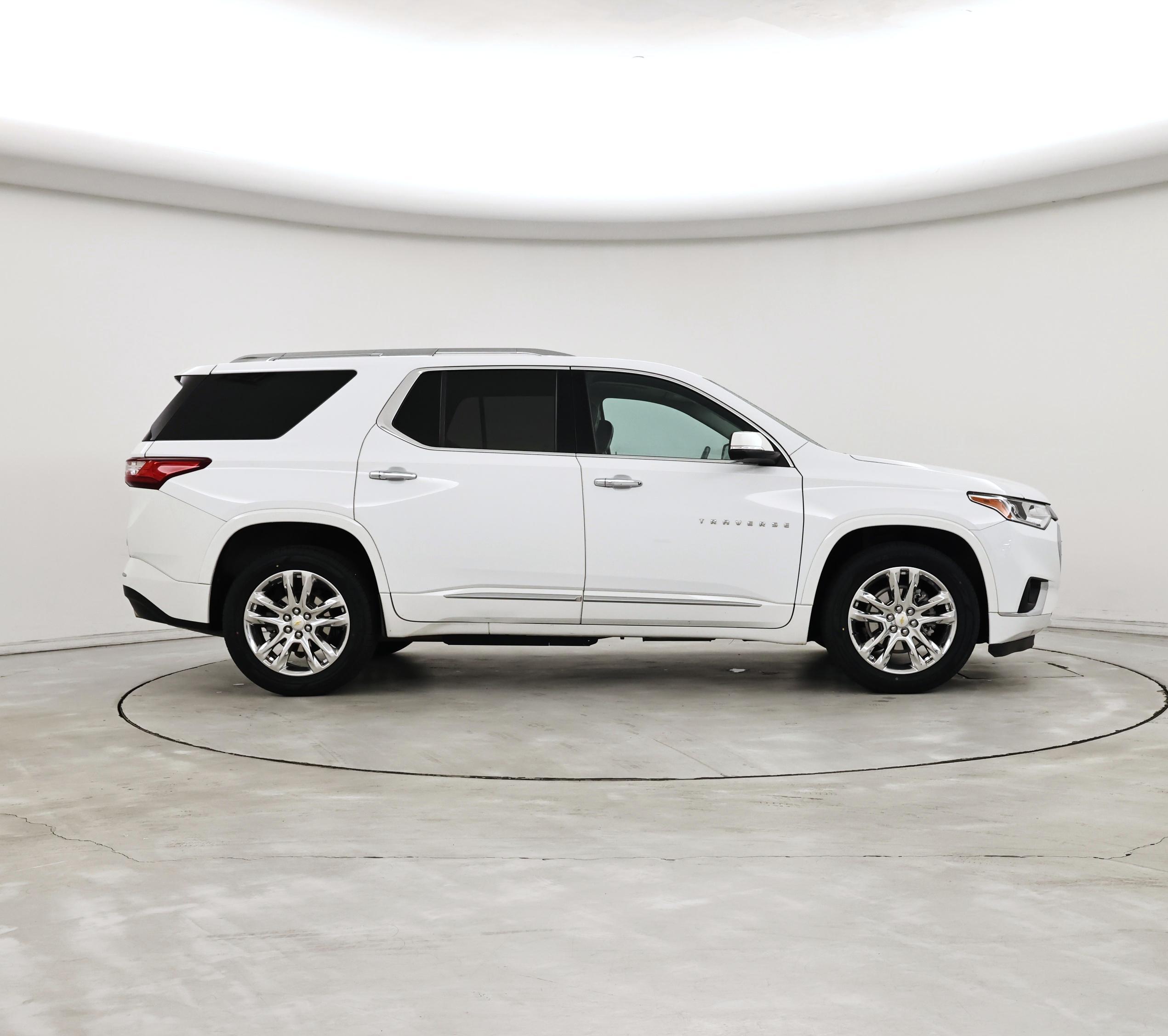 Thumbnail: 2021 Chevrolet Traverse - 7