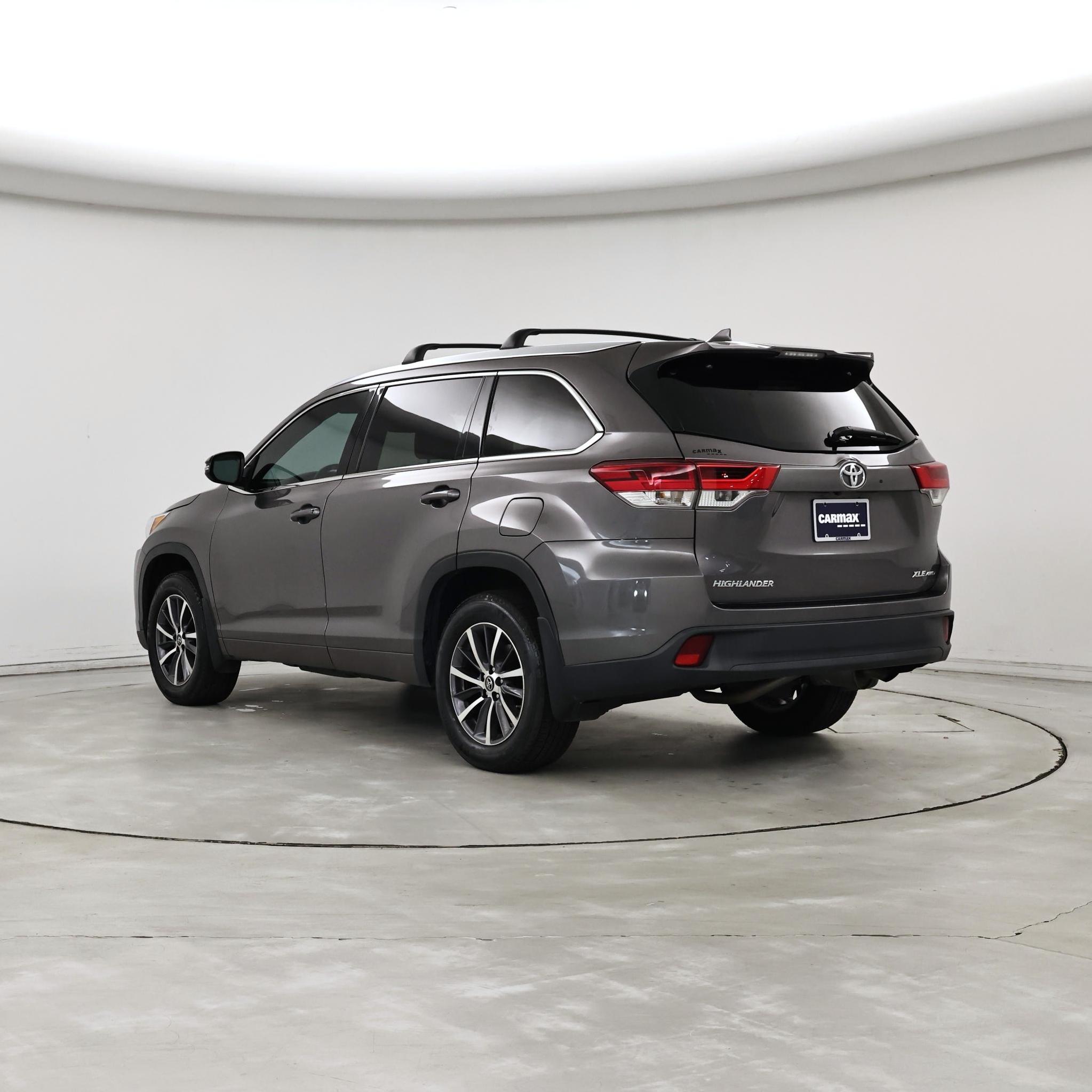 Thumbnail: 2018 Toyota Highlander - 2