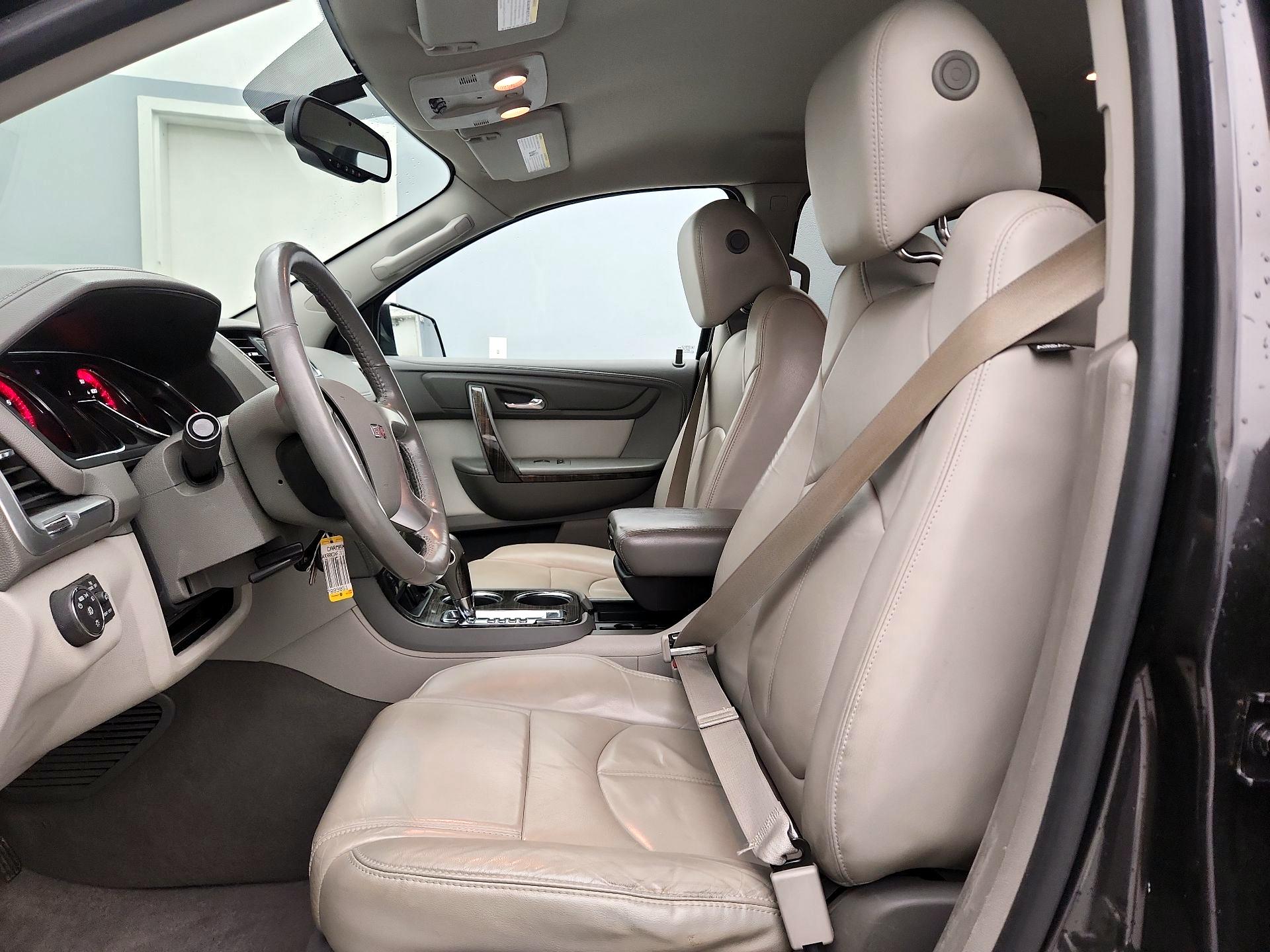 Thumbnail: 2015 GMC Acadia - 11