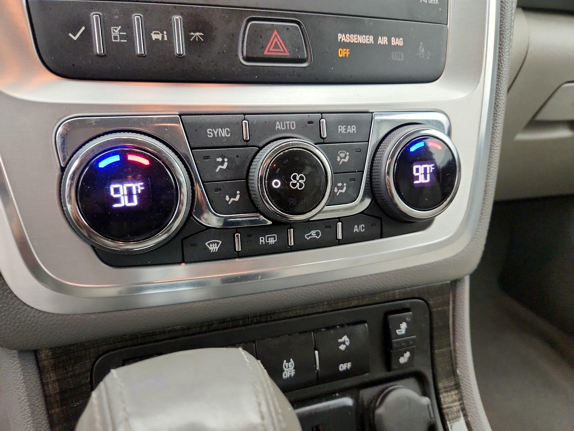 Thumbnail: 2015 GMC Acadia - 16