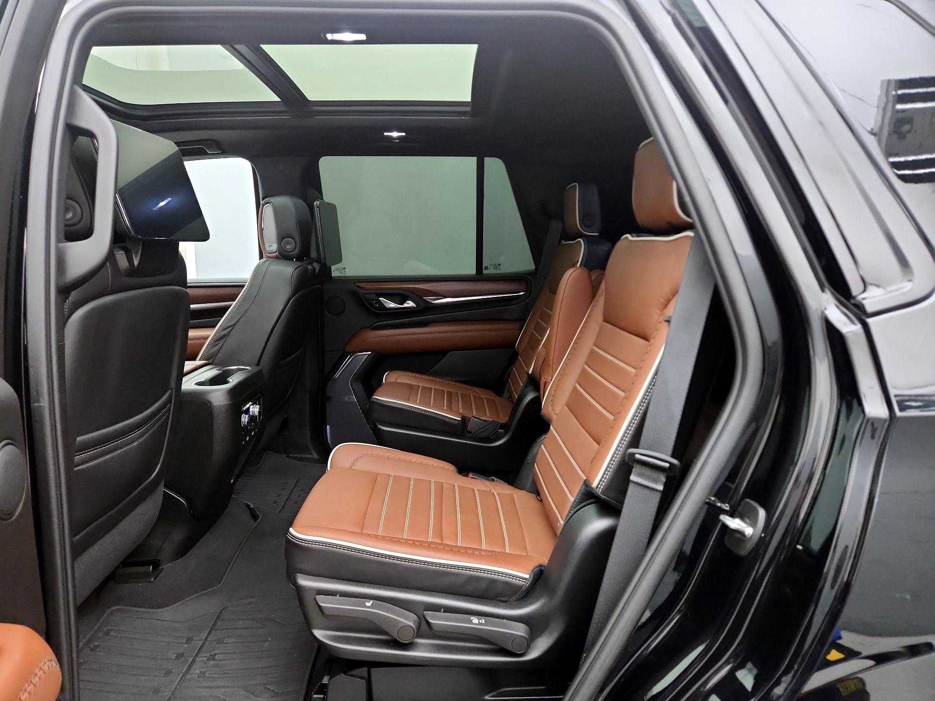 Thumbnail: 2023 GMC Yukon - 19