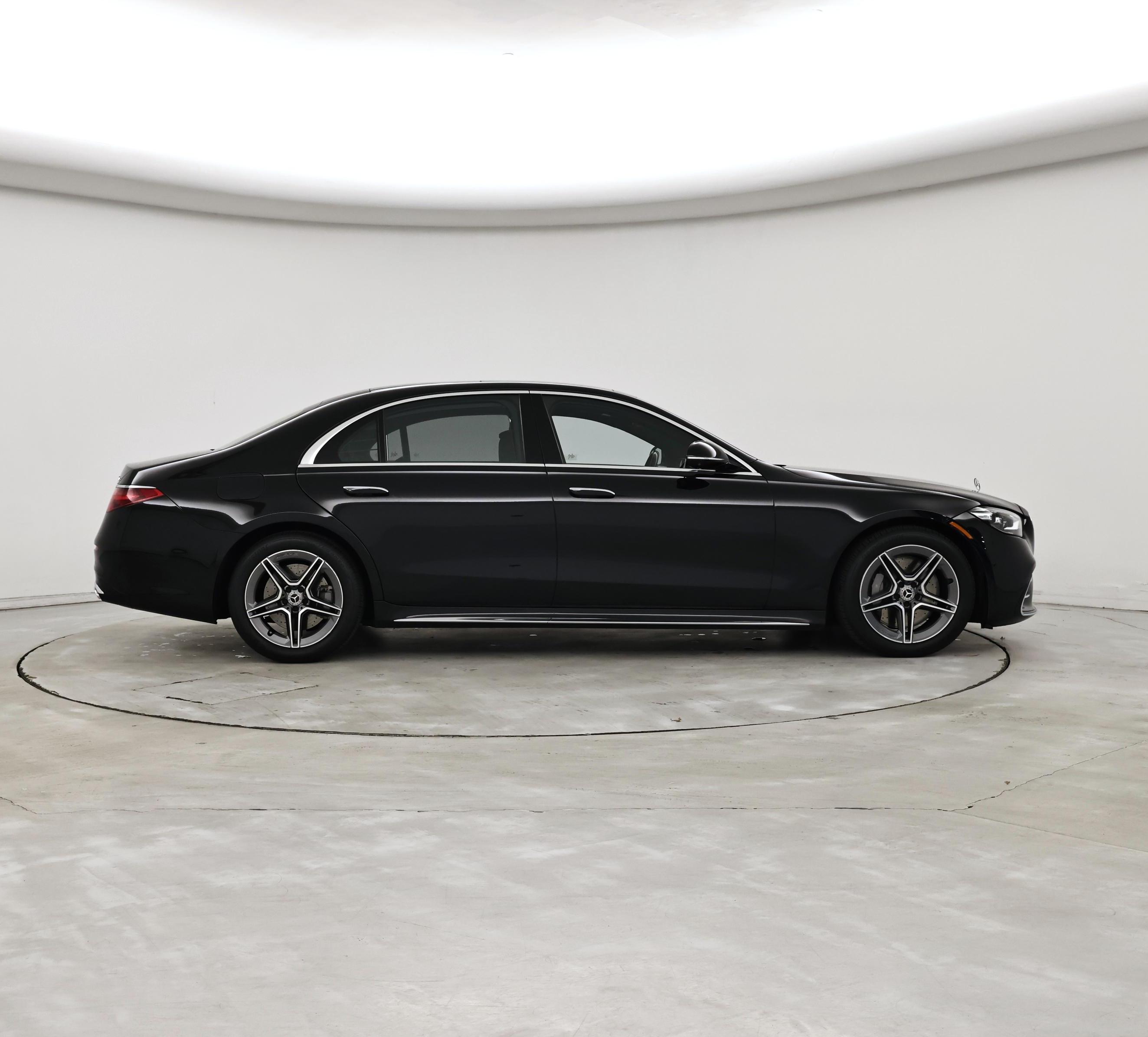 Thumbnail: 2021 Mercedes-Benz S-Class - 7