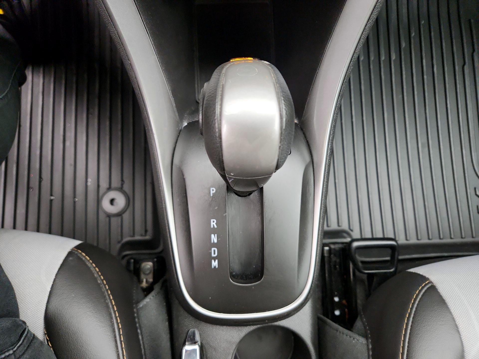 Thumbnail: 2020 Chevrolet Trax - 17