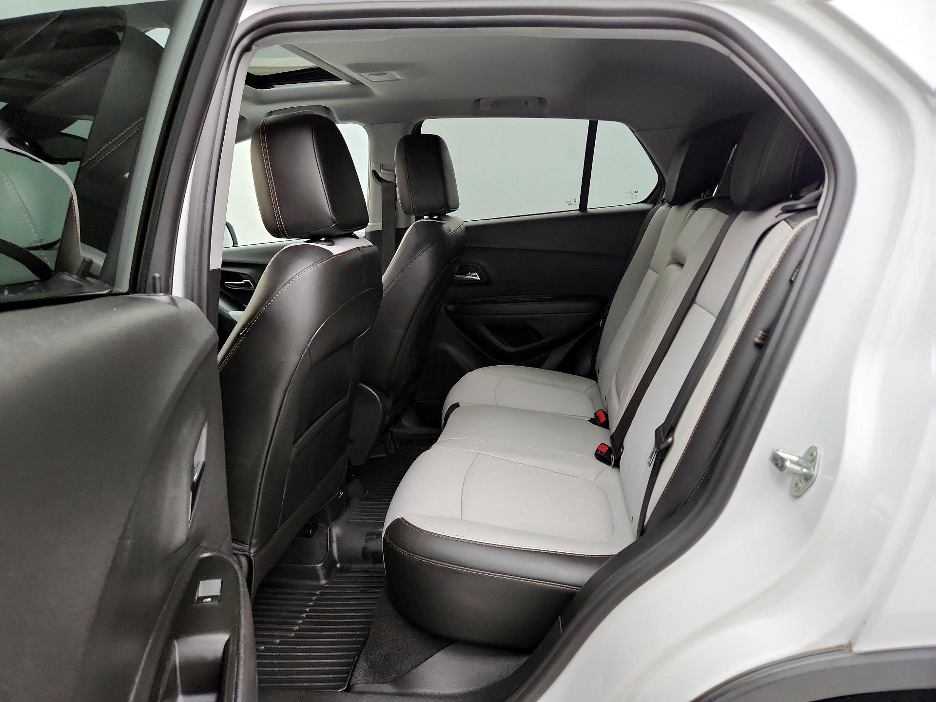 Thumbnail: 2020 Chevrolet Trax - 20