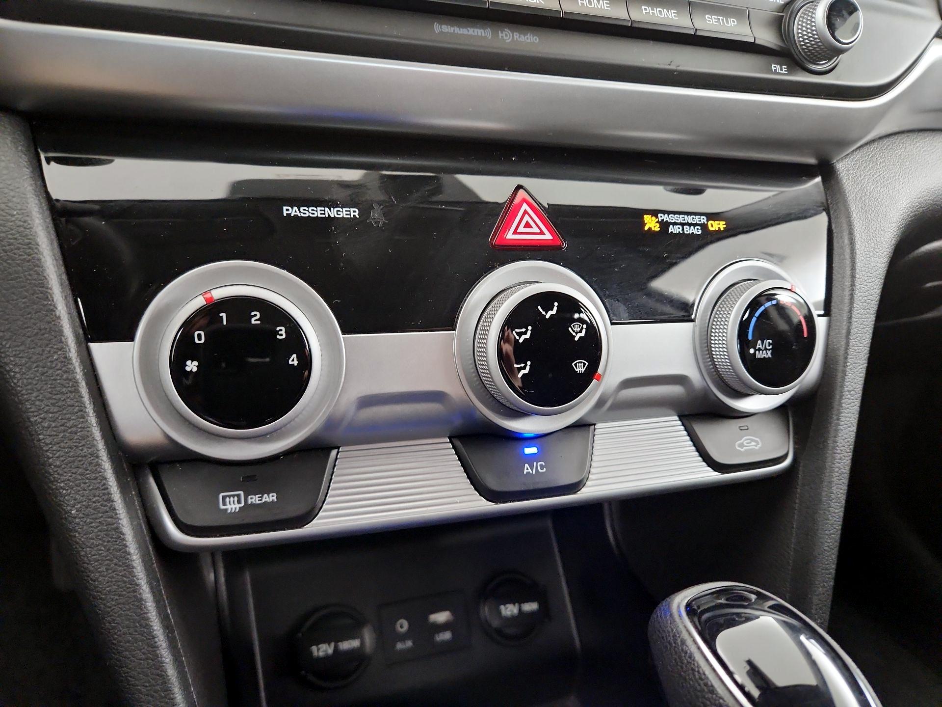 Thumbnail: 2019 Hyundai Elantra - 16