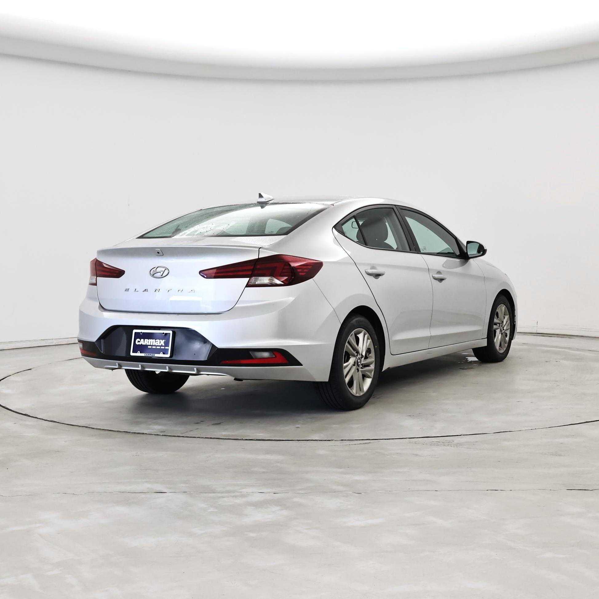 Thumbnail: 2019 Hyundai Elantra - 8