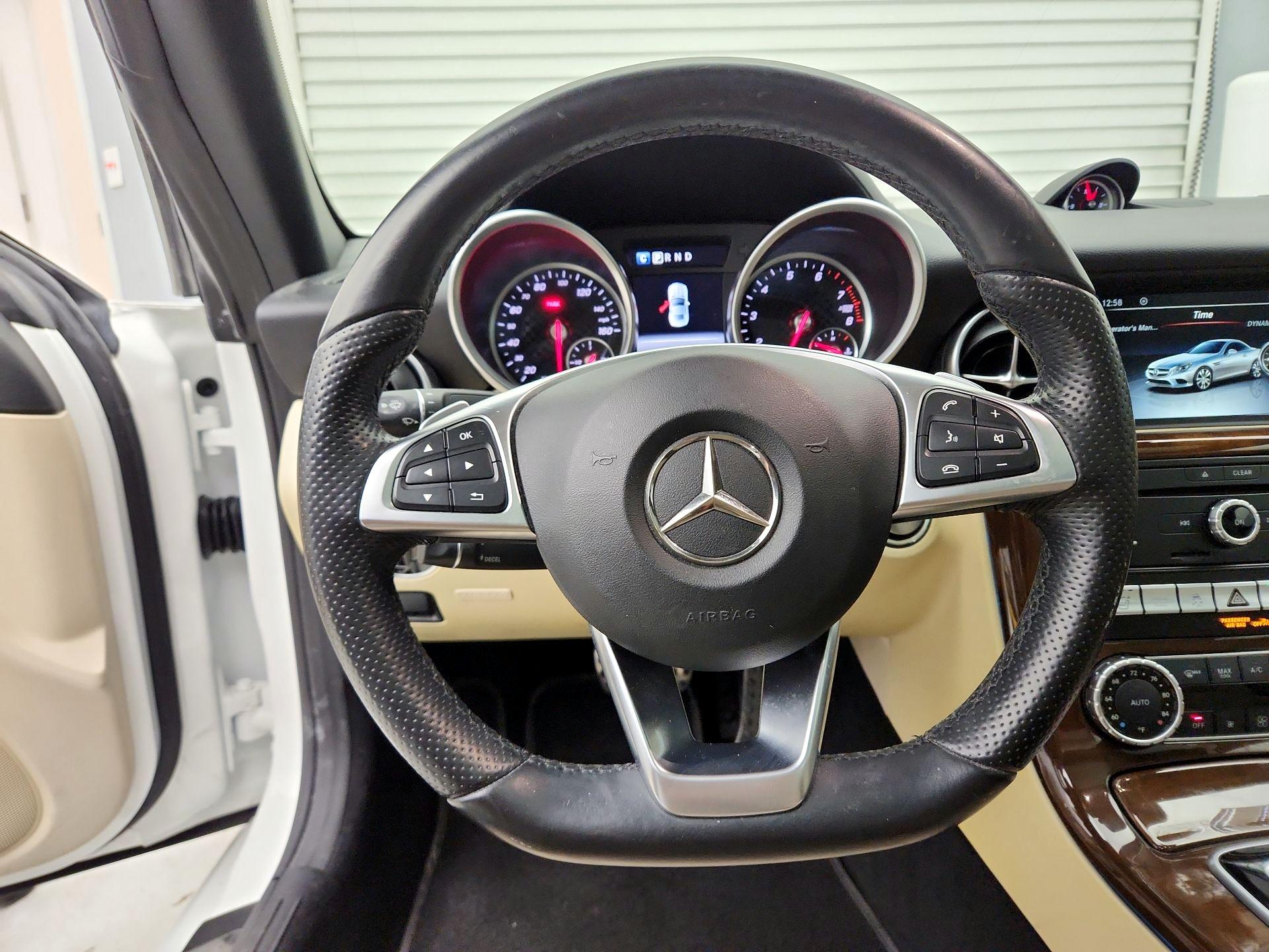 Thumbnail: 2017 Mercedes-Benz SLC - 10