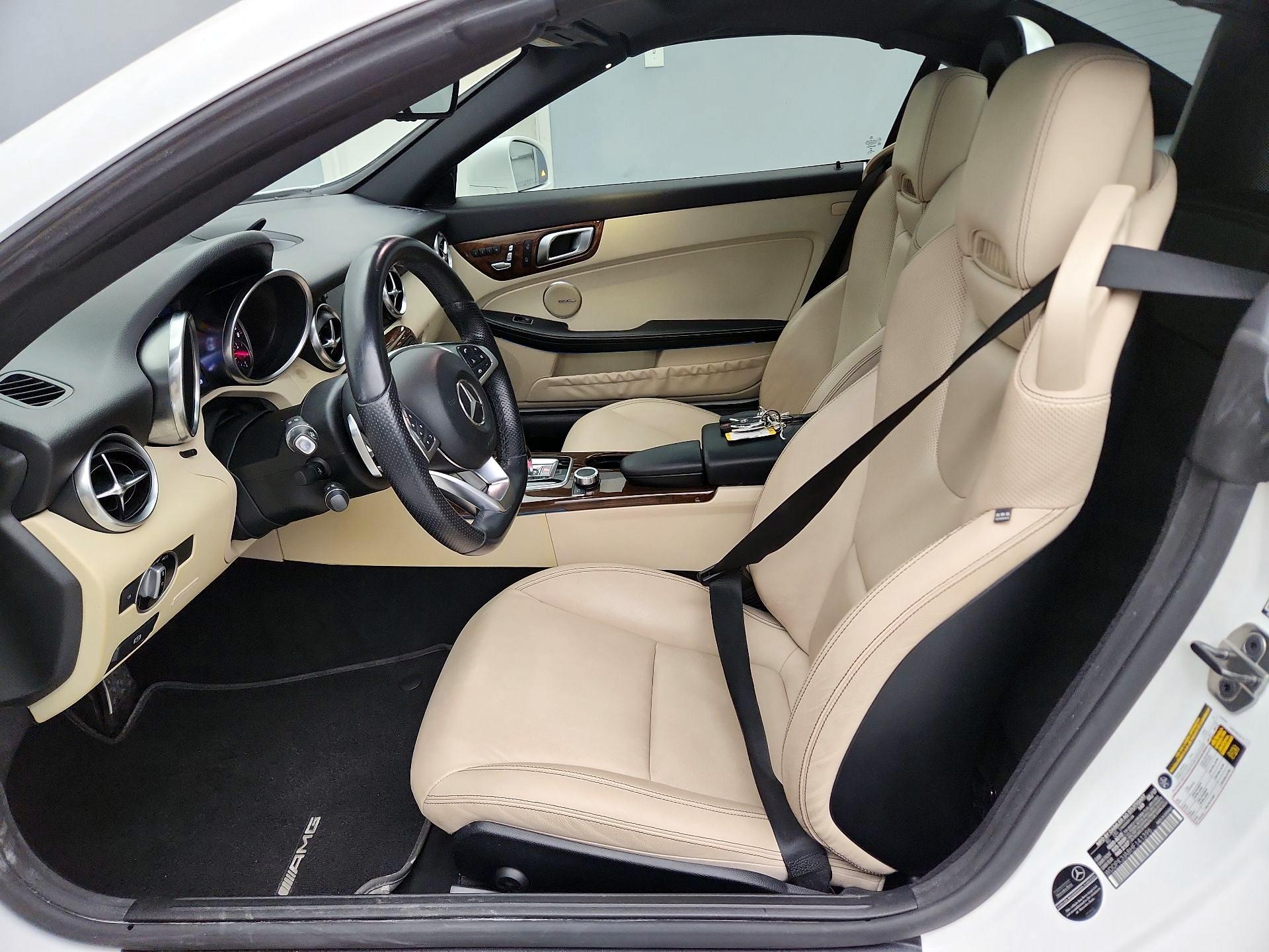 Thumbnail: 2017 Mercedes-Benz SLC - 11