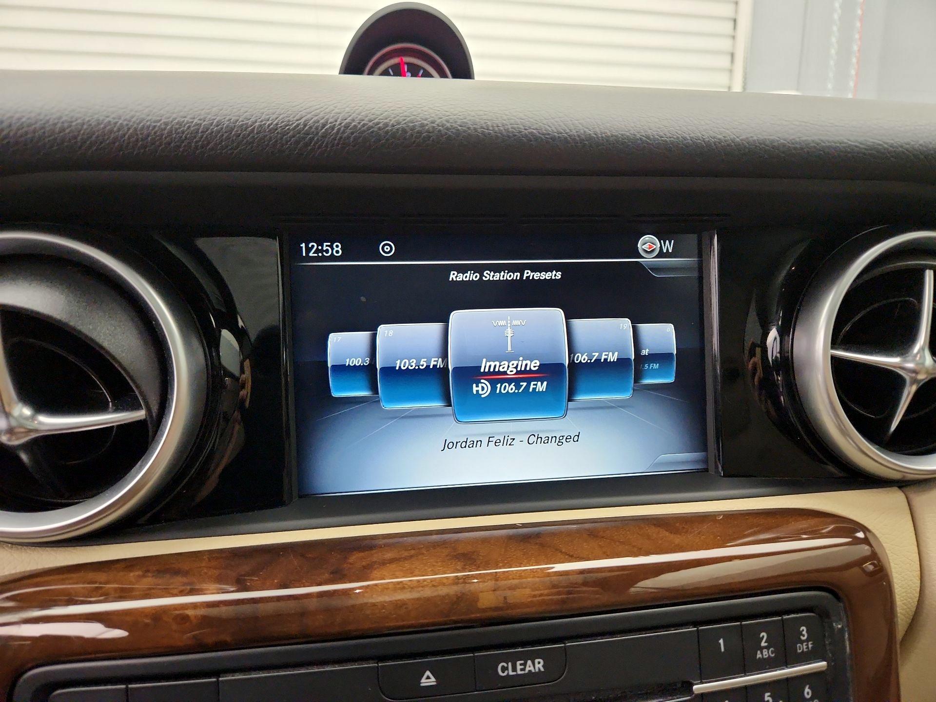 Thumbnail: 2017 Mercedes-Benz SLC - 16