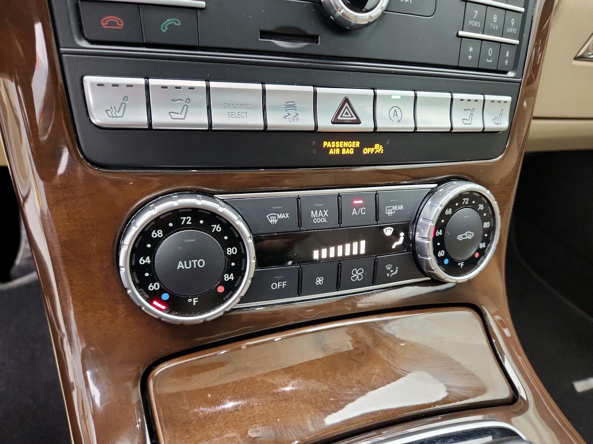 Thumbnail: 2017 Mercedes-Benz SLC - 17