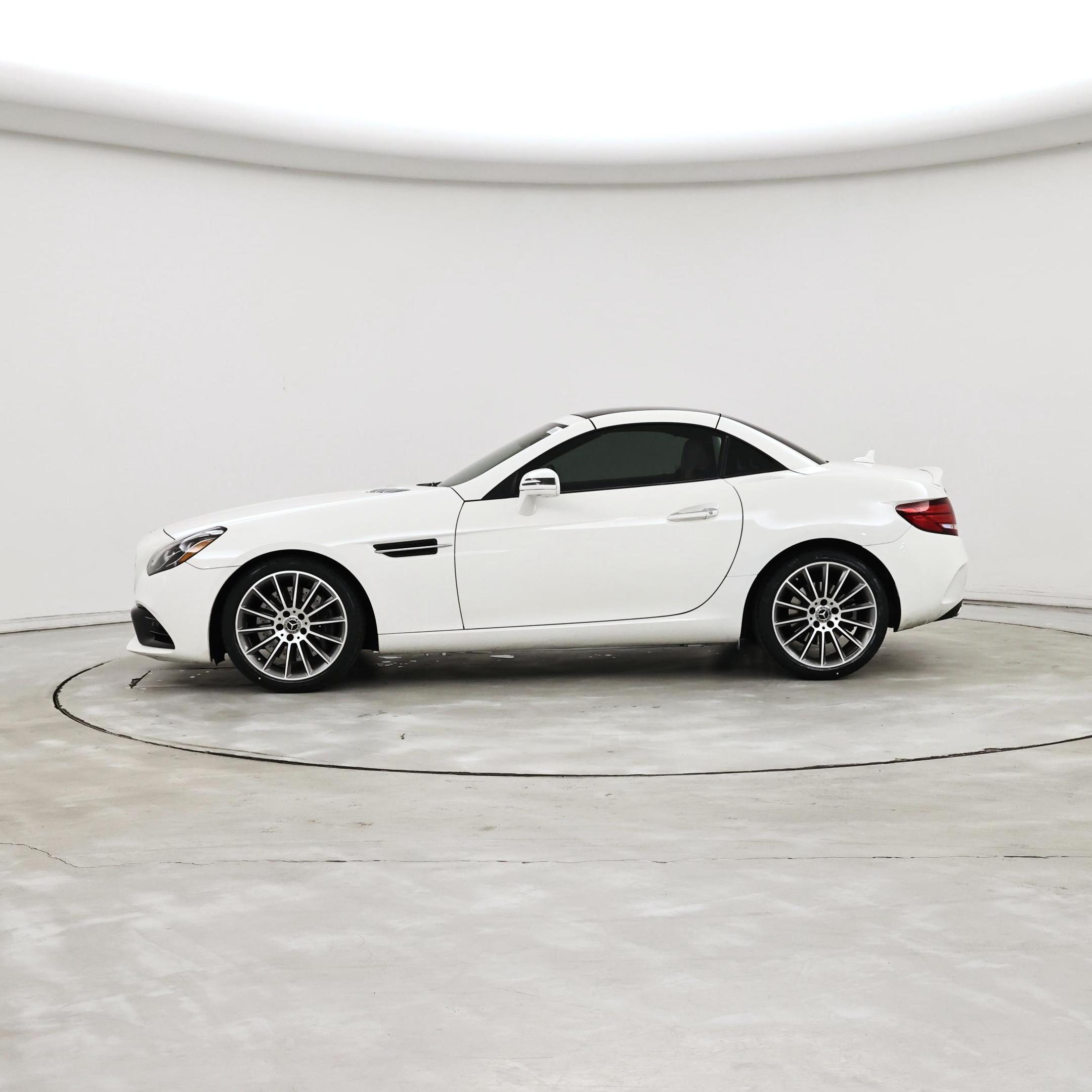 Thumbnail: 2017 Mercedes-Benz SLC - 3