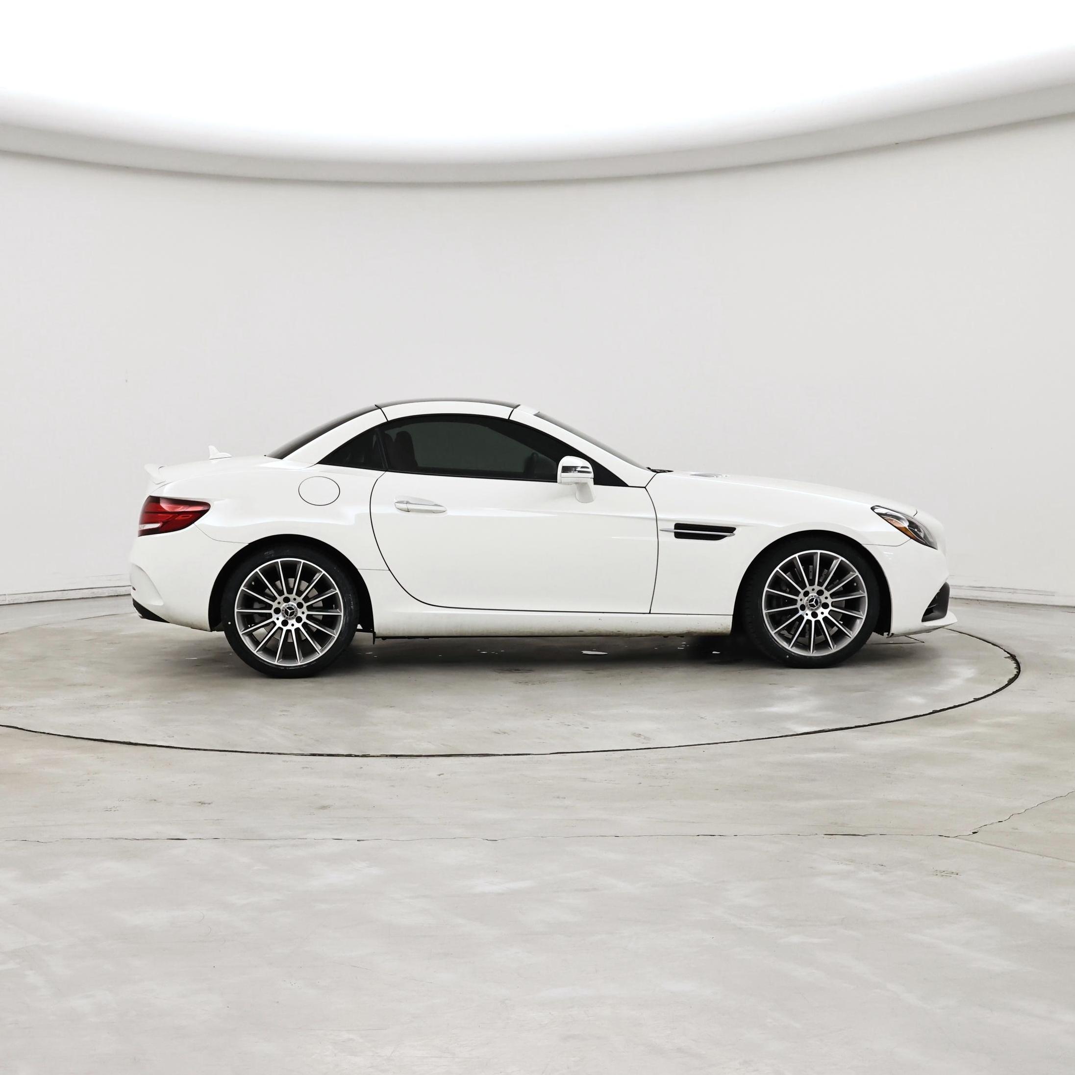 Thumbnail: 2017 Mercedes-Benz SLC - 7