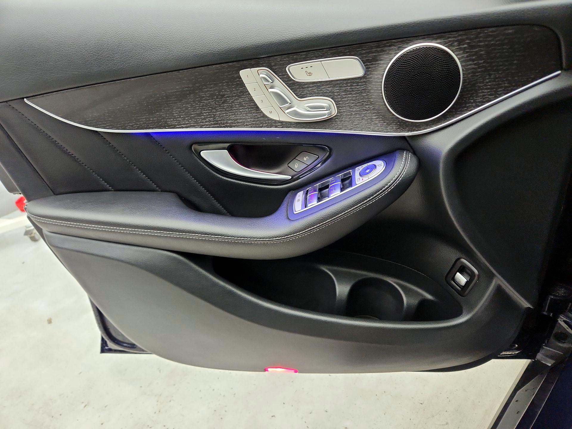 Thumbnail: 2022 Mercedes-Benz GLC - 12