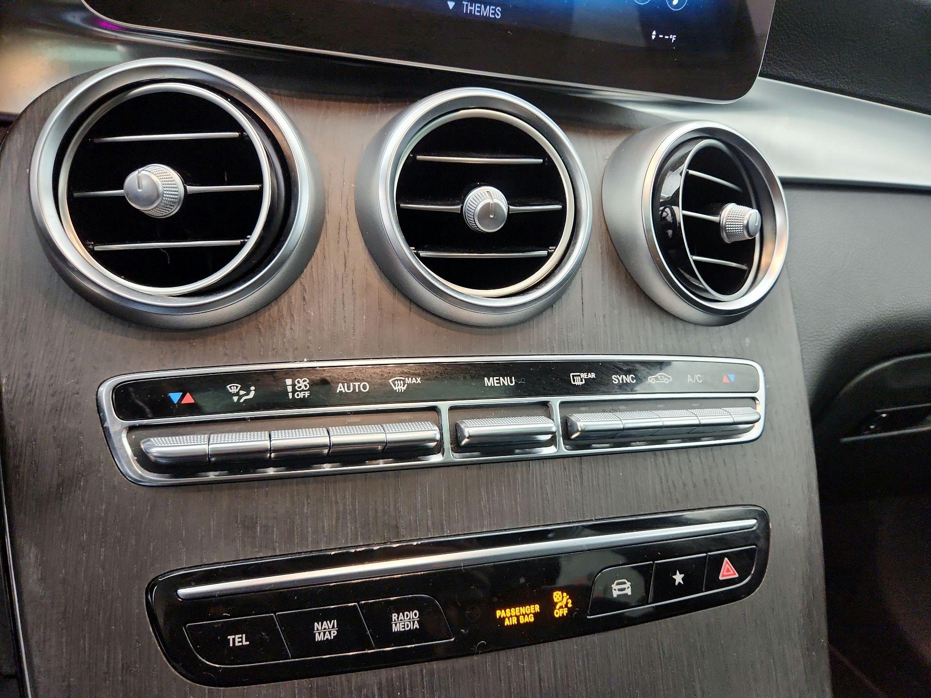 Thumbnail: 2022 Mercedes-Benz GLC - 16