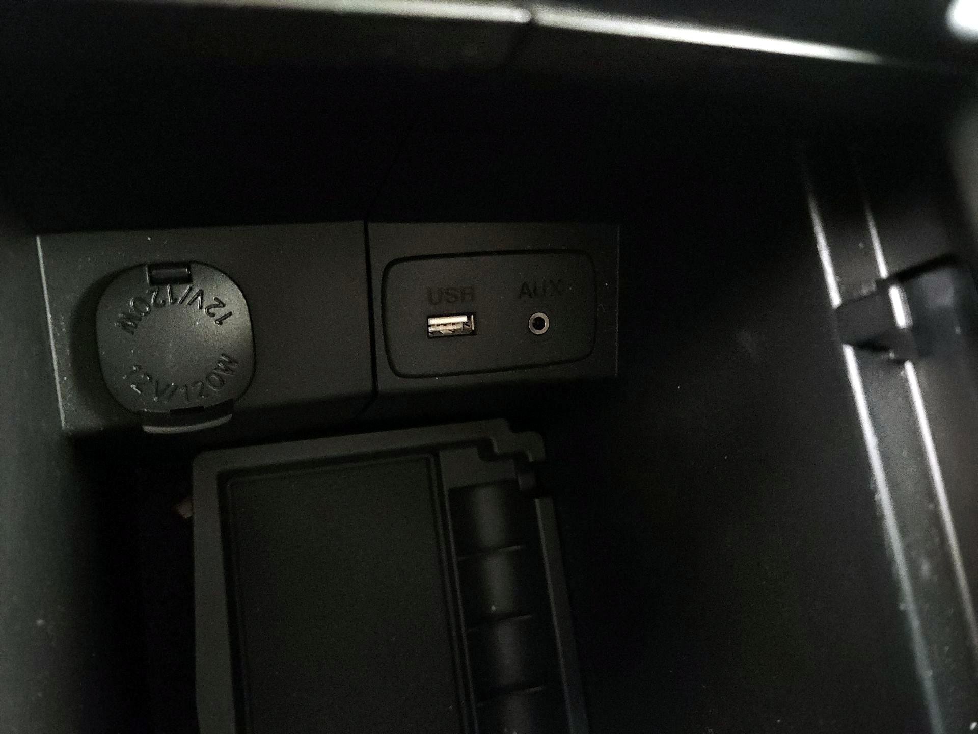 Thumbnail: 2017 Subaru Forester - 18