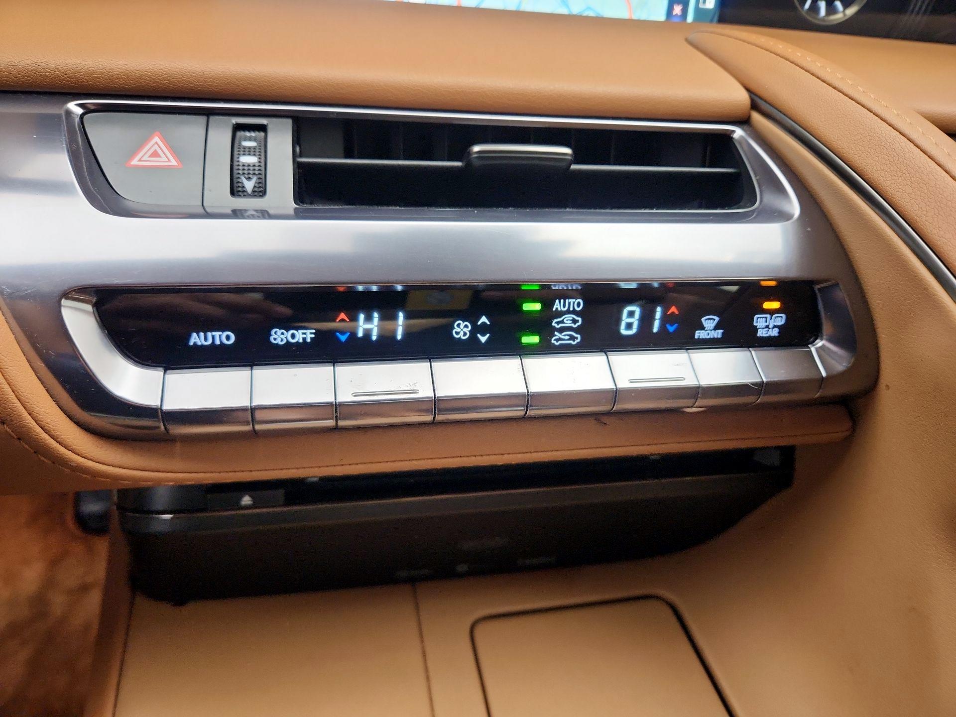 Thumbnail: 2020 Lexus LC - 17