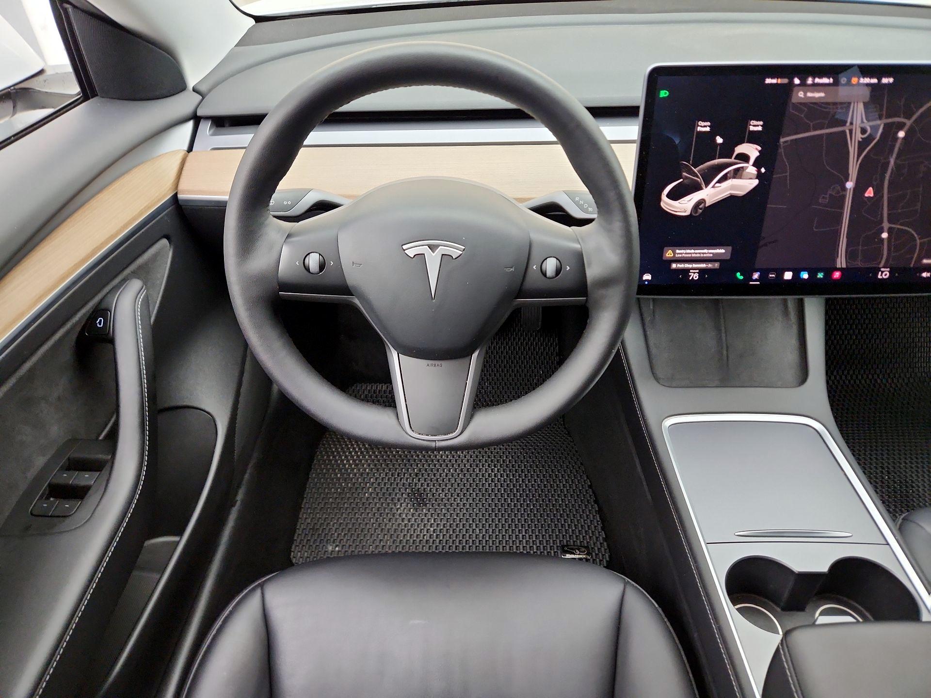 Thumbnail: 2021 Tesla Model 3 - 10