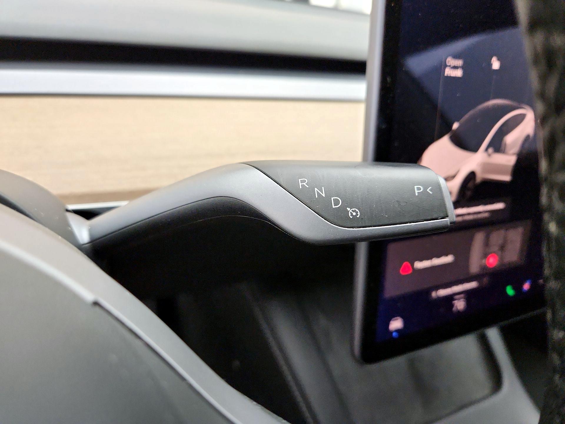 Thumbnail: 2021 Tesla Model 3 - 17