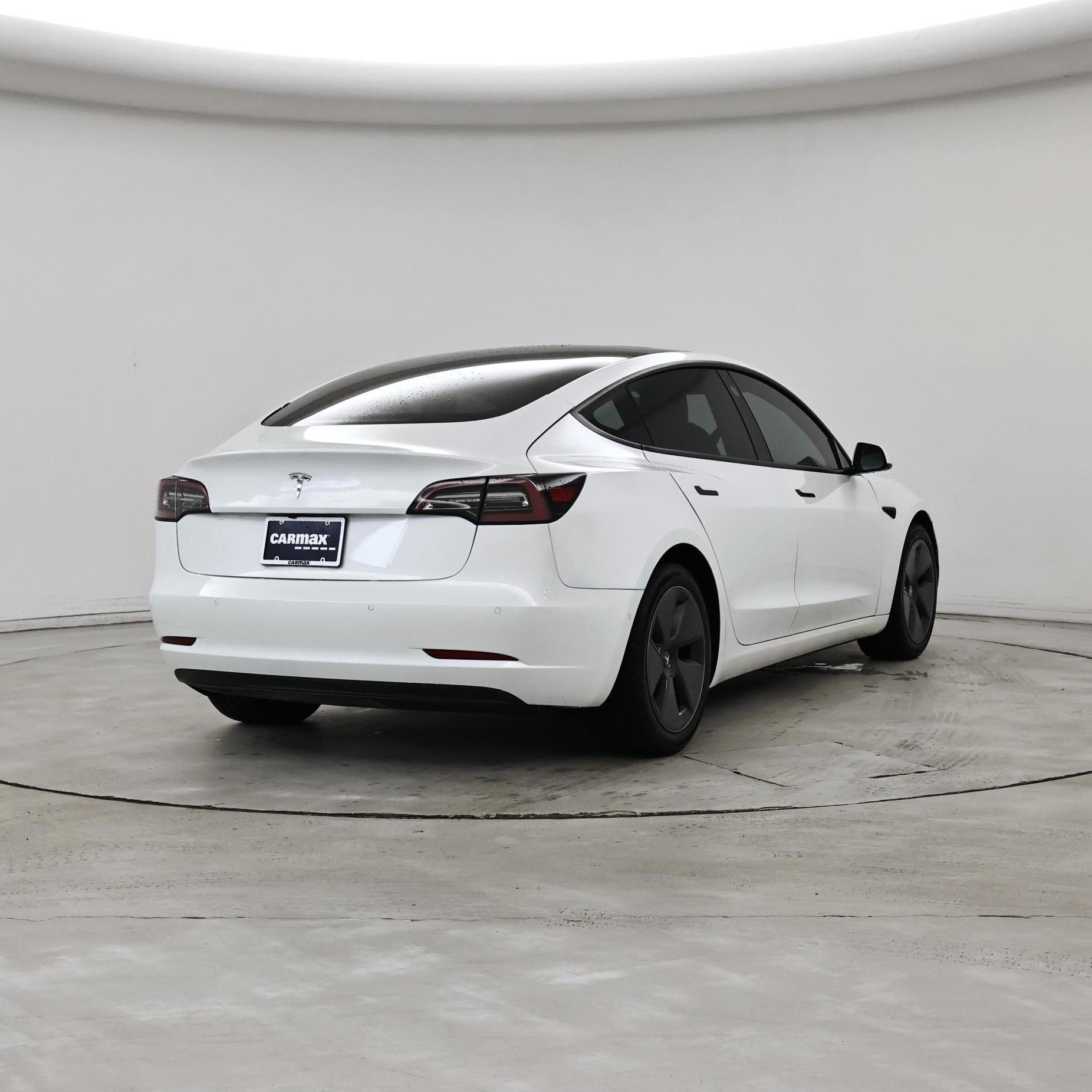 Thumbnail: 2021 Tesla Model 3 - 8