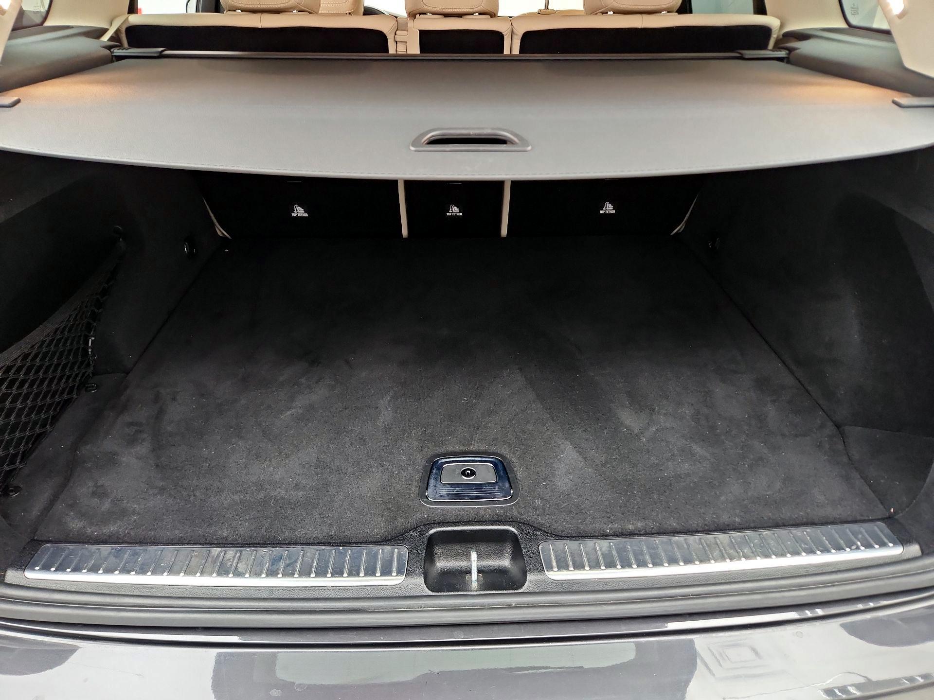 Thumbnail: 2020 Mercedes-Benz GLC - 20