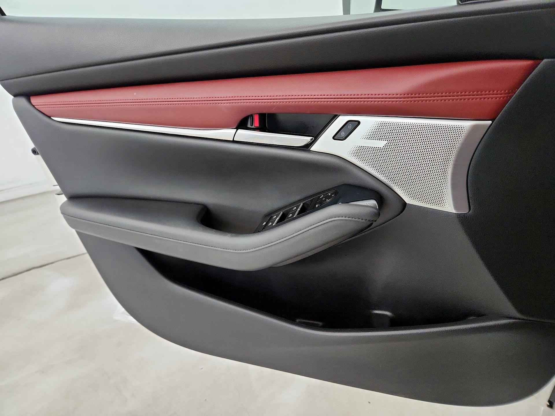 Thumbnail: 2020 Mazda Mazda3 - 12