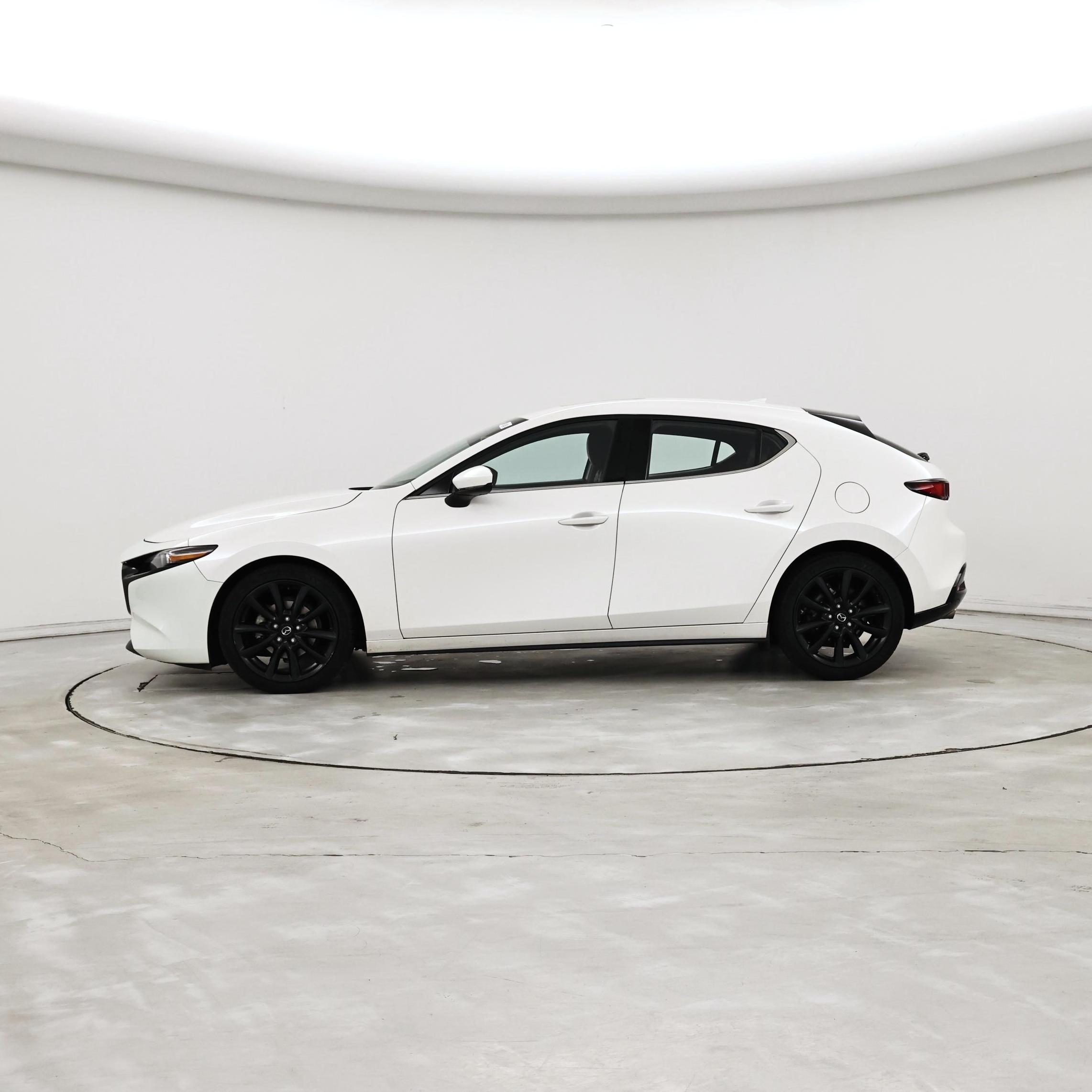 Thumbnail: 2020 Mazda Mazda3 - 3