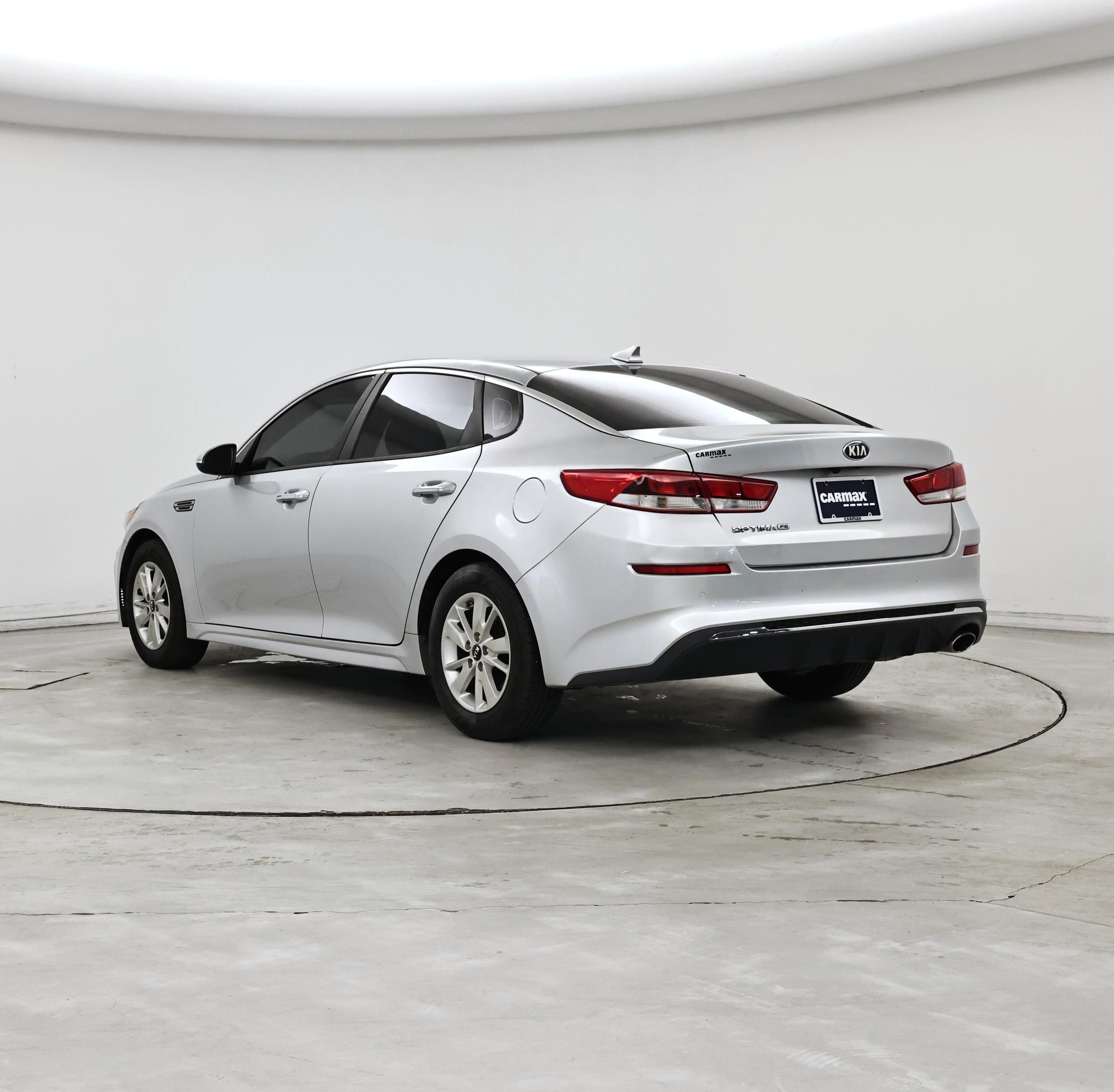 Thumbnail: 2019 Kia Optima - 2