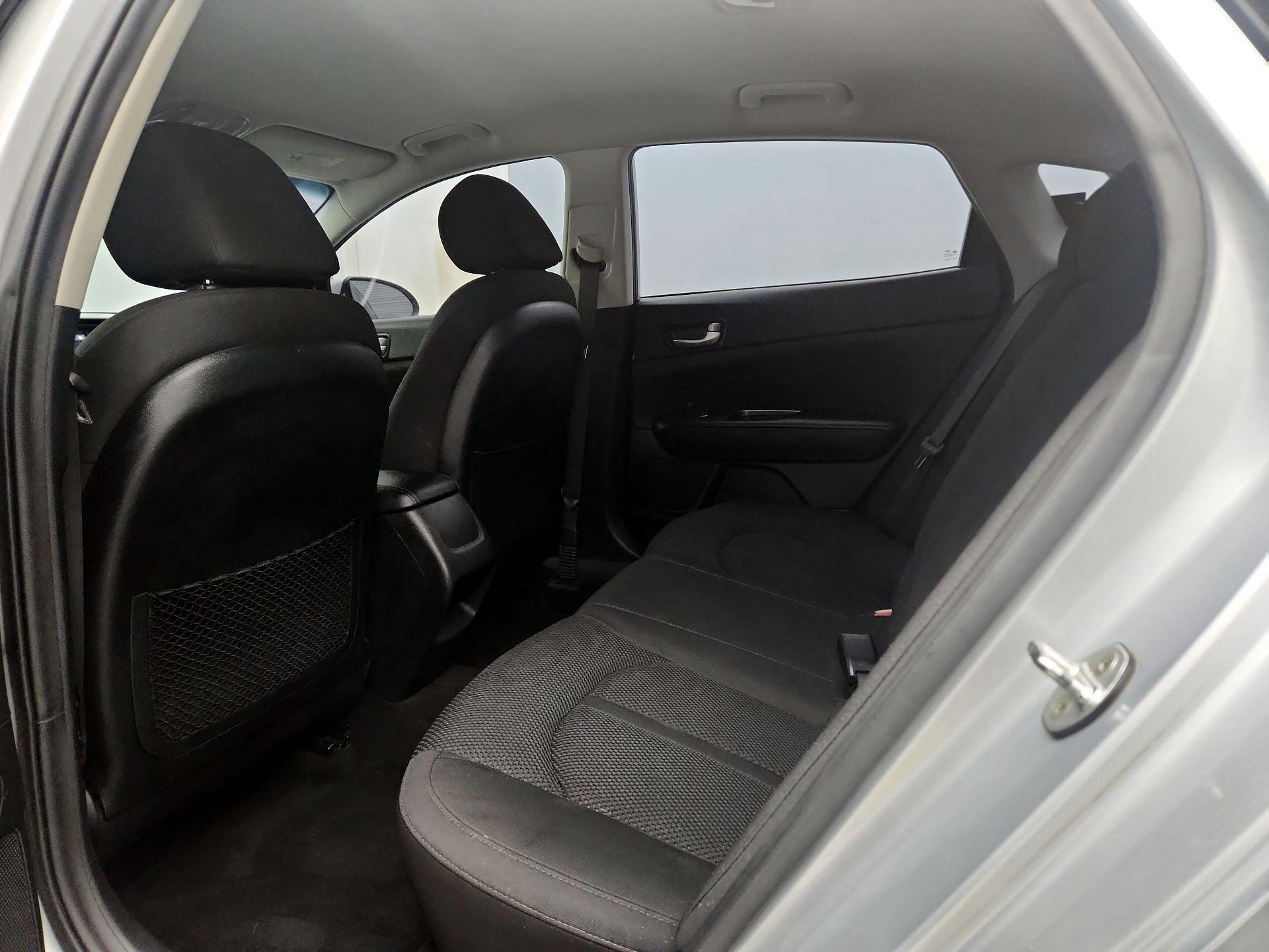 Thumbnail: 2019 Kia Optima - 19