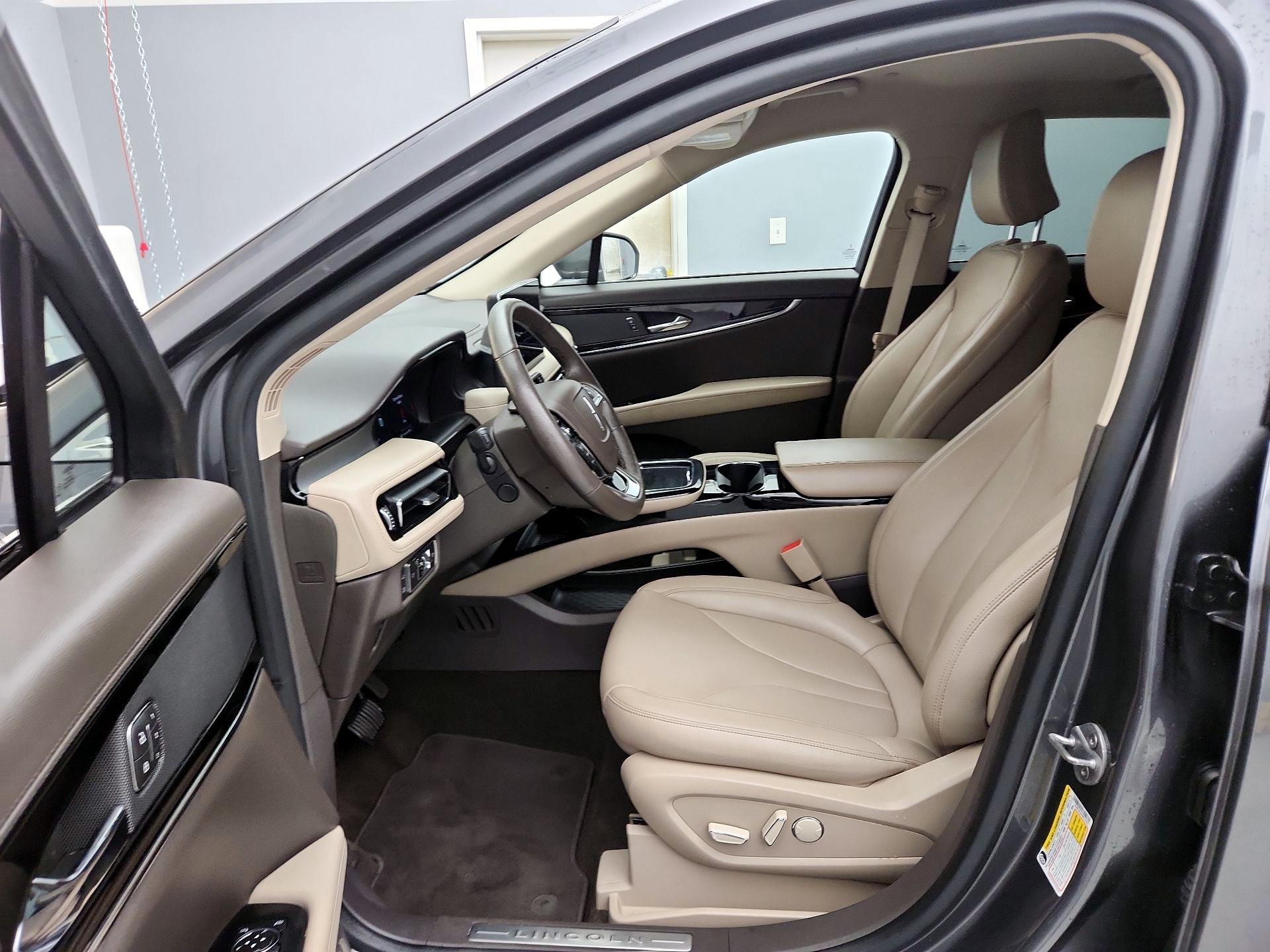 Thumbnail: 2022 Lincoln Nautilus - 11