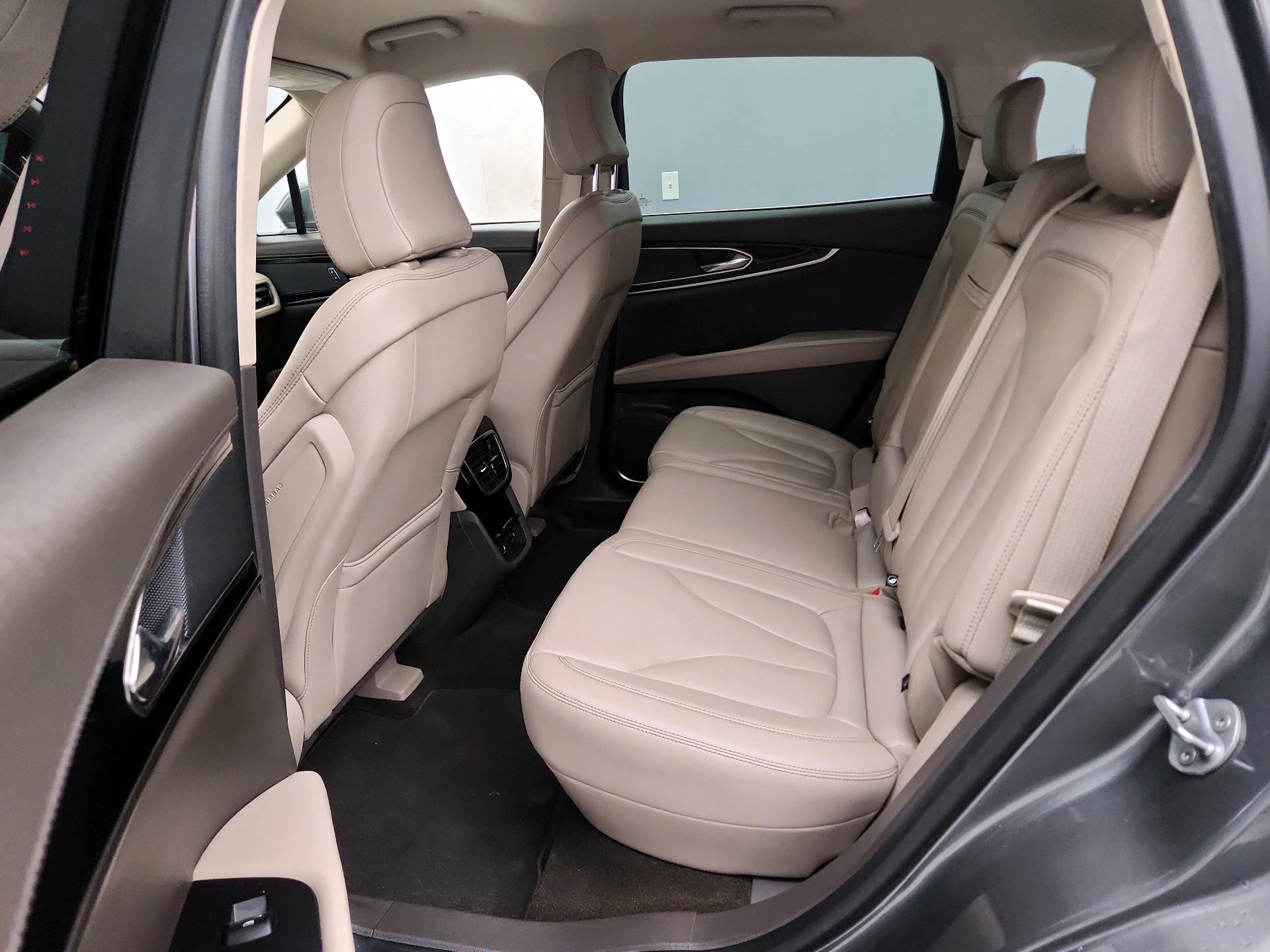 Thumbnail: 2022 Lincoln Nautilus - 20