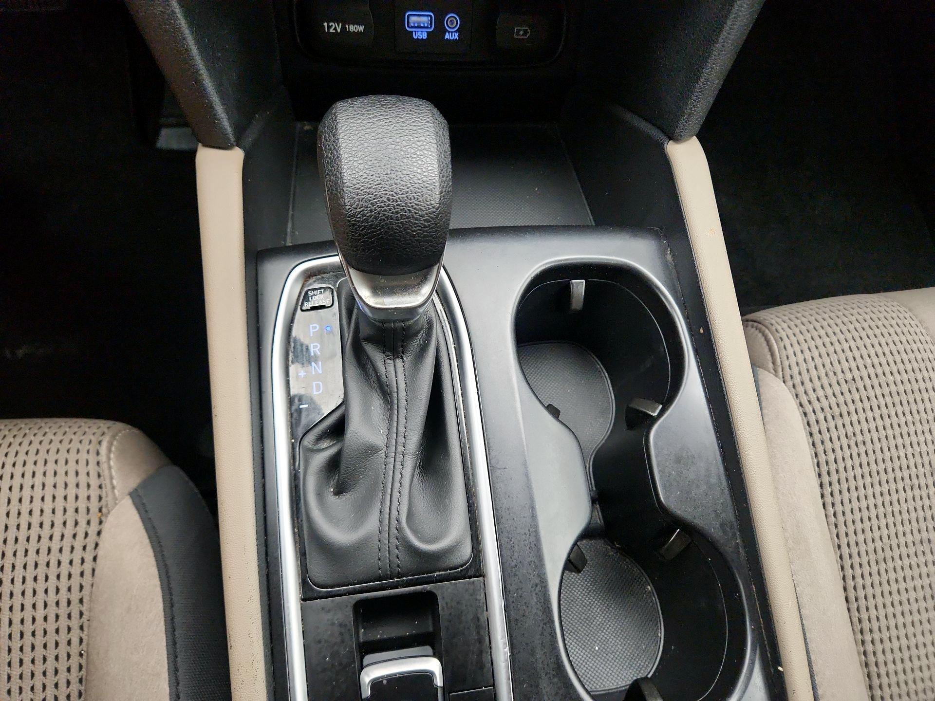 Thumbnail: 2020 Hyundai Santa Fe - 17