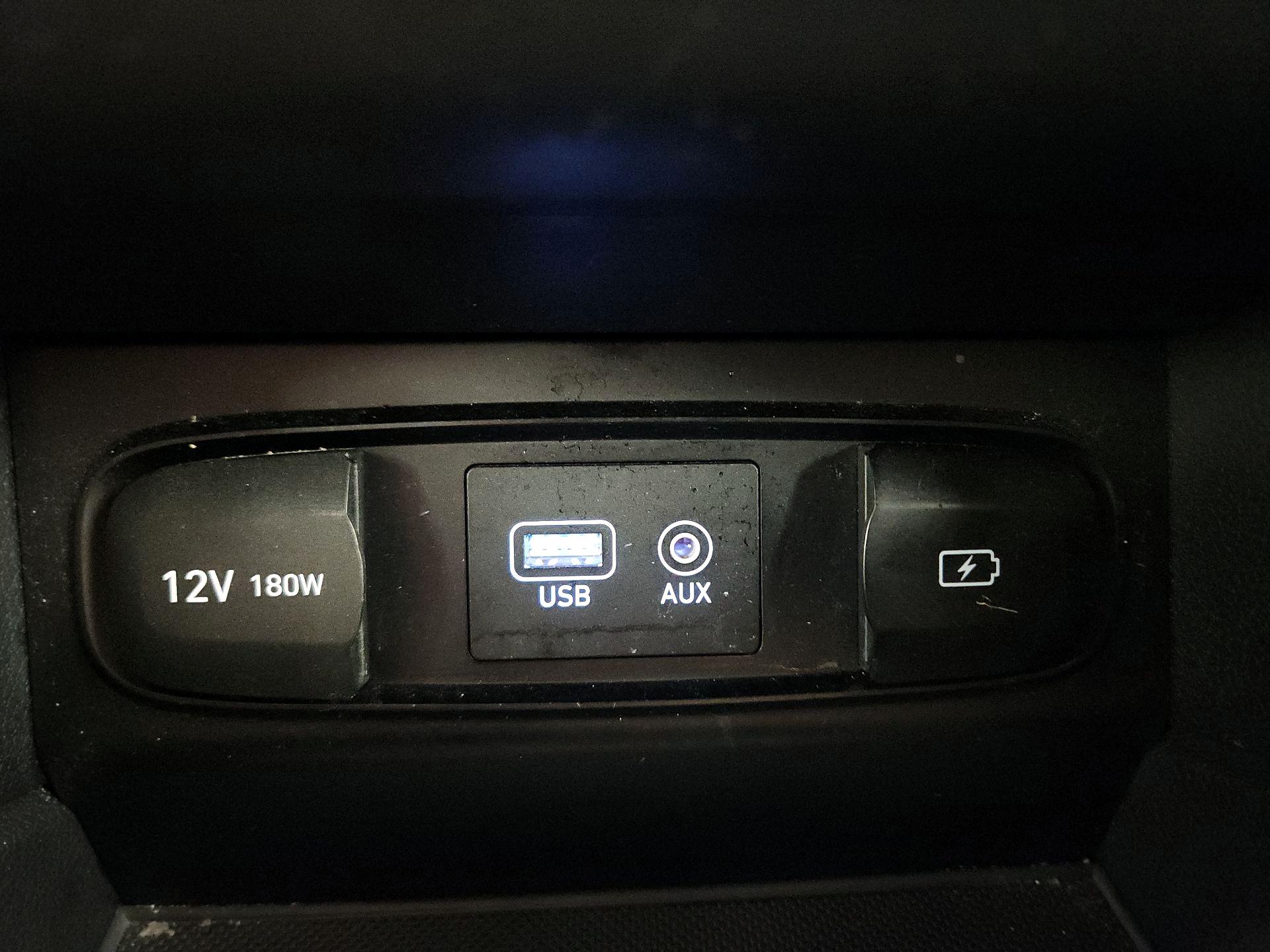 Thumbnail: 2020 Hyundai Santa Fe - 18