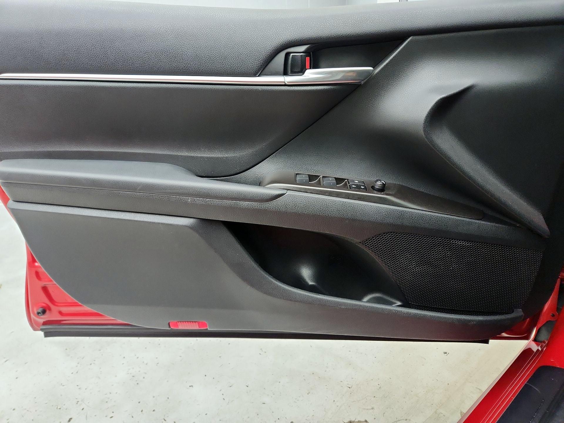 Thumbnail: 2024 Toyota Camry - 12