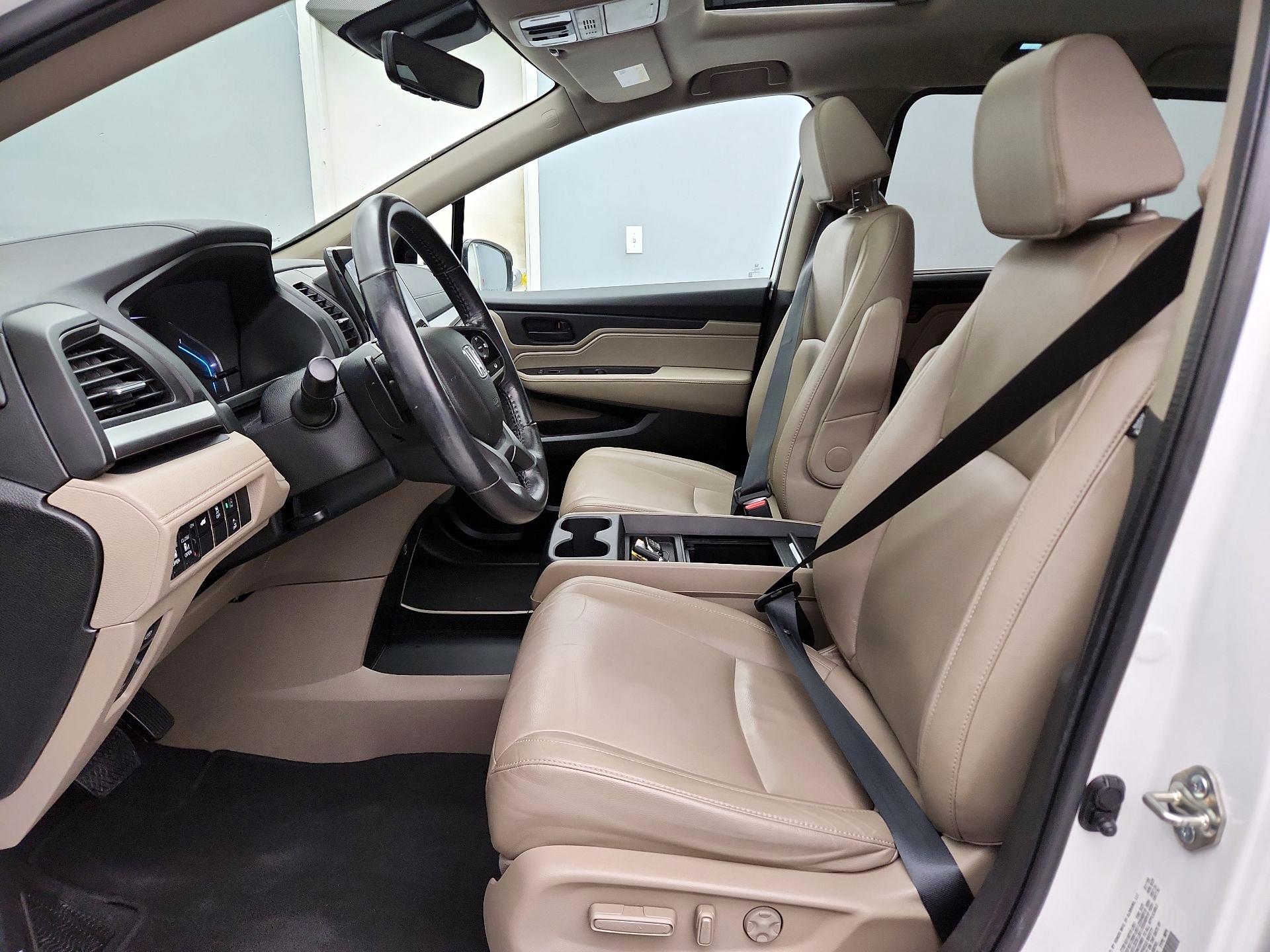 Thumbnail: 2020 Honda Odyssey - 11