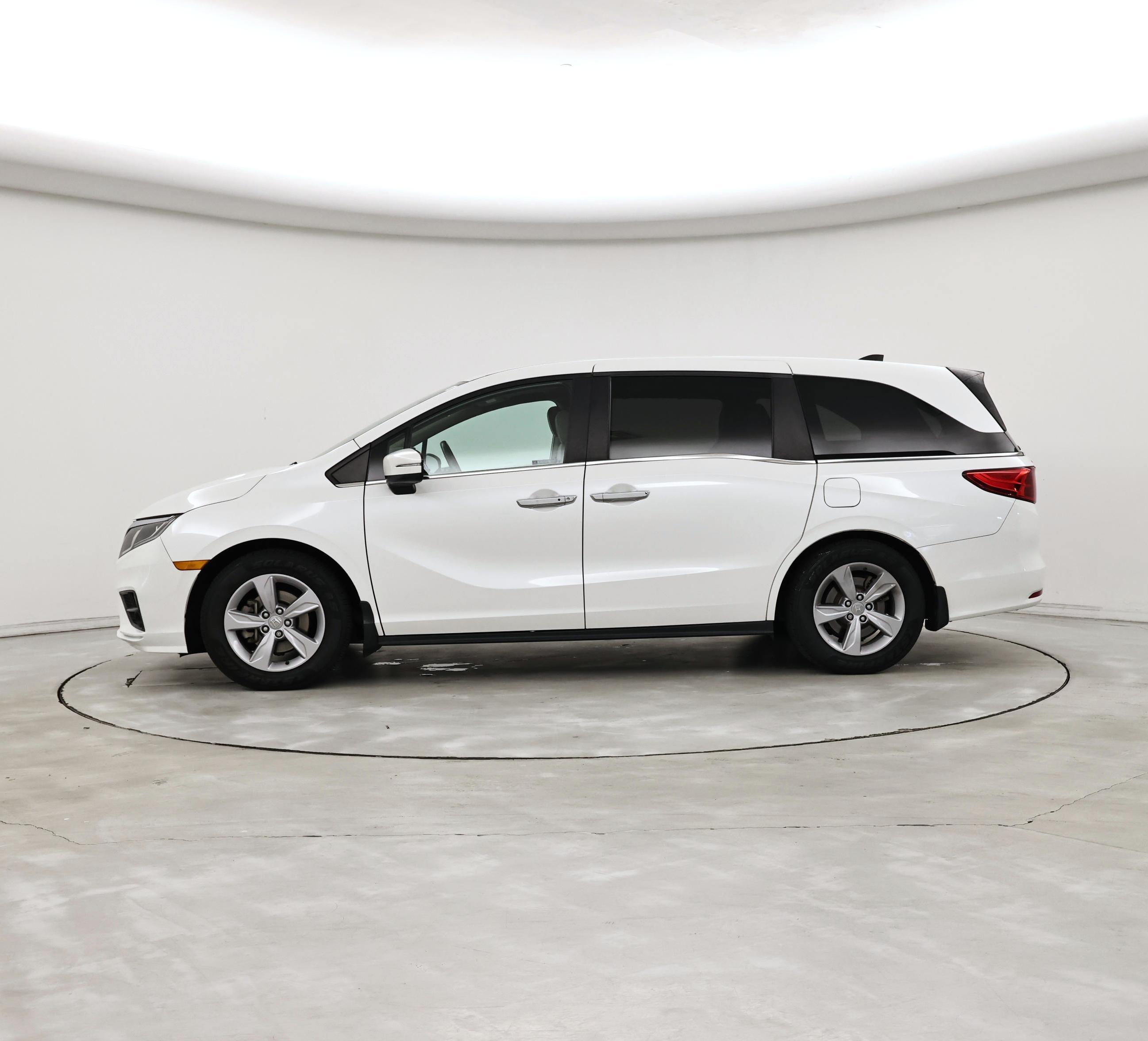 Thumbnail: 2020 Honda Odyssey - 3