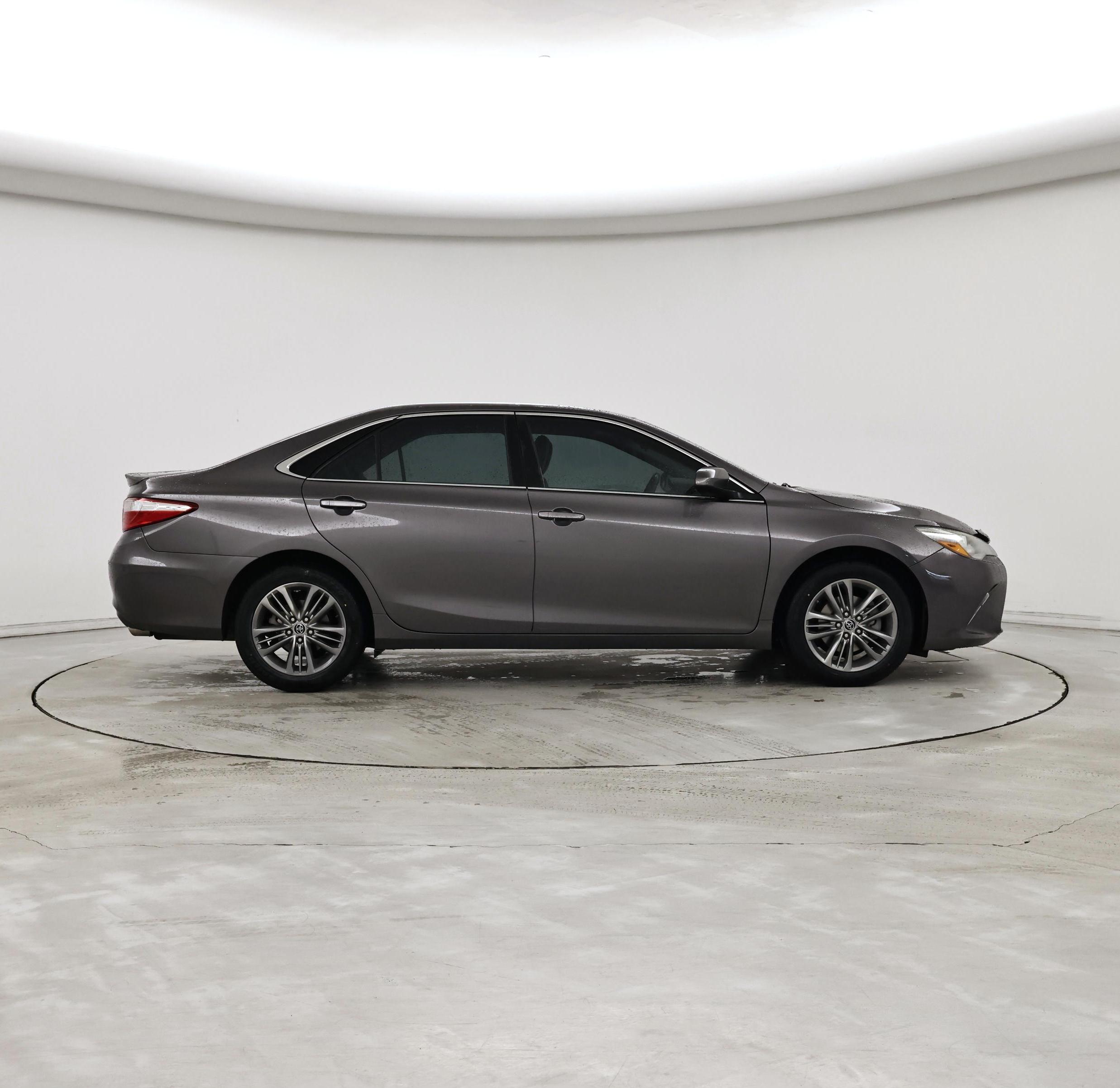 Thumbnail: 2016 Toyota Camry - 7