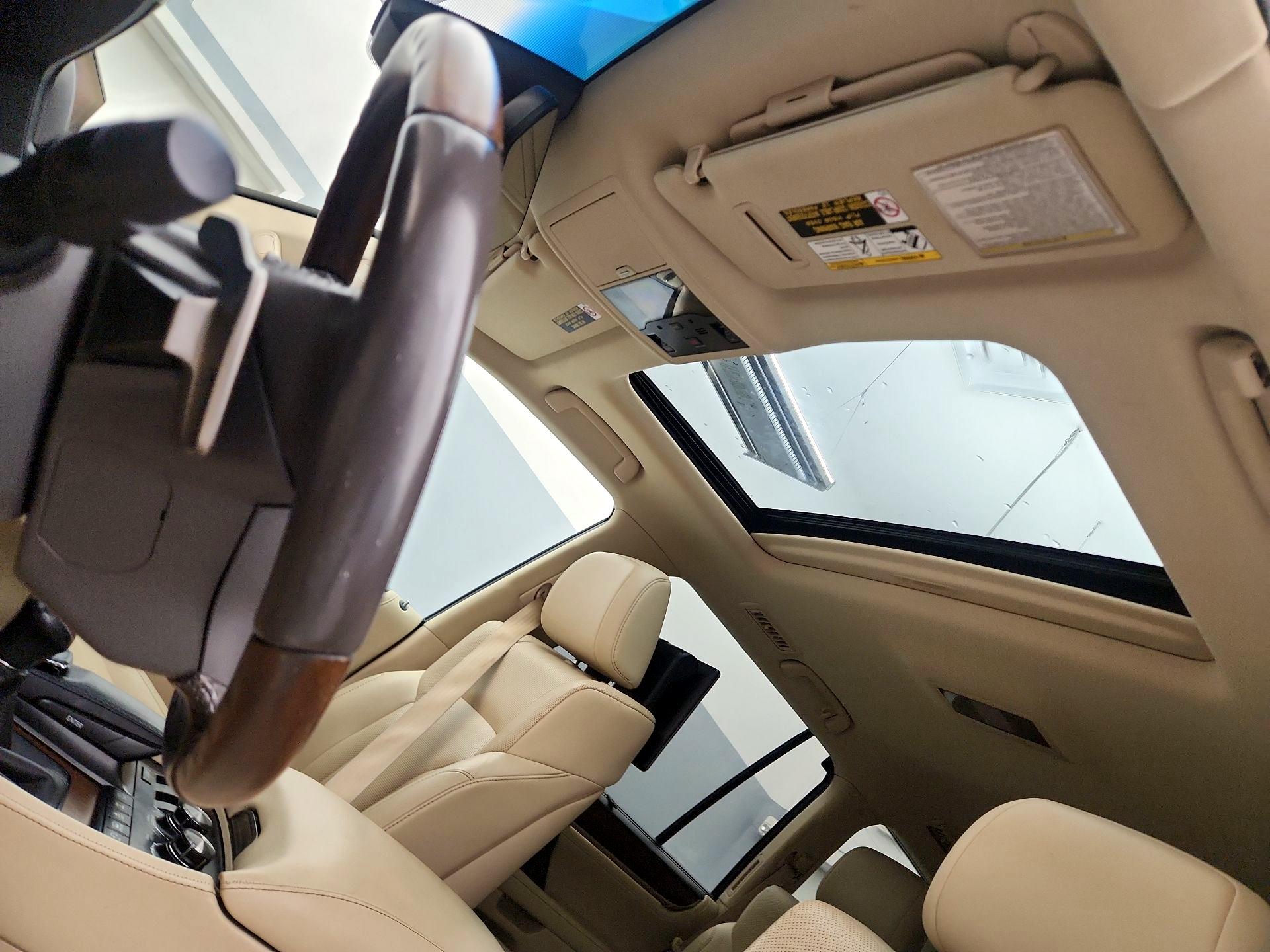 Thumbnail: 2016 Lexus LX - 20