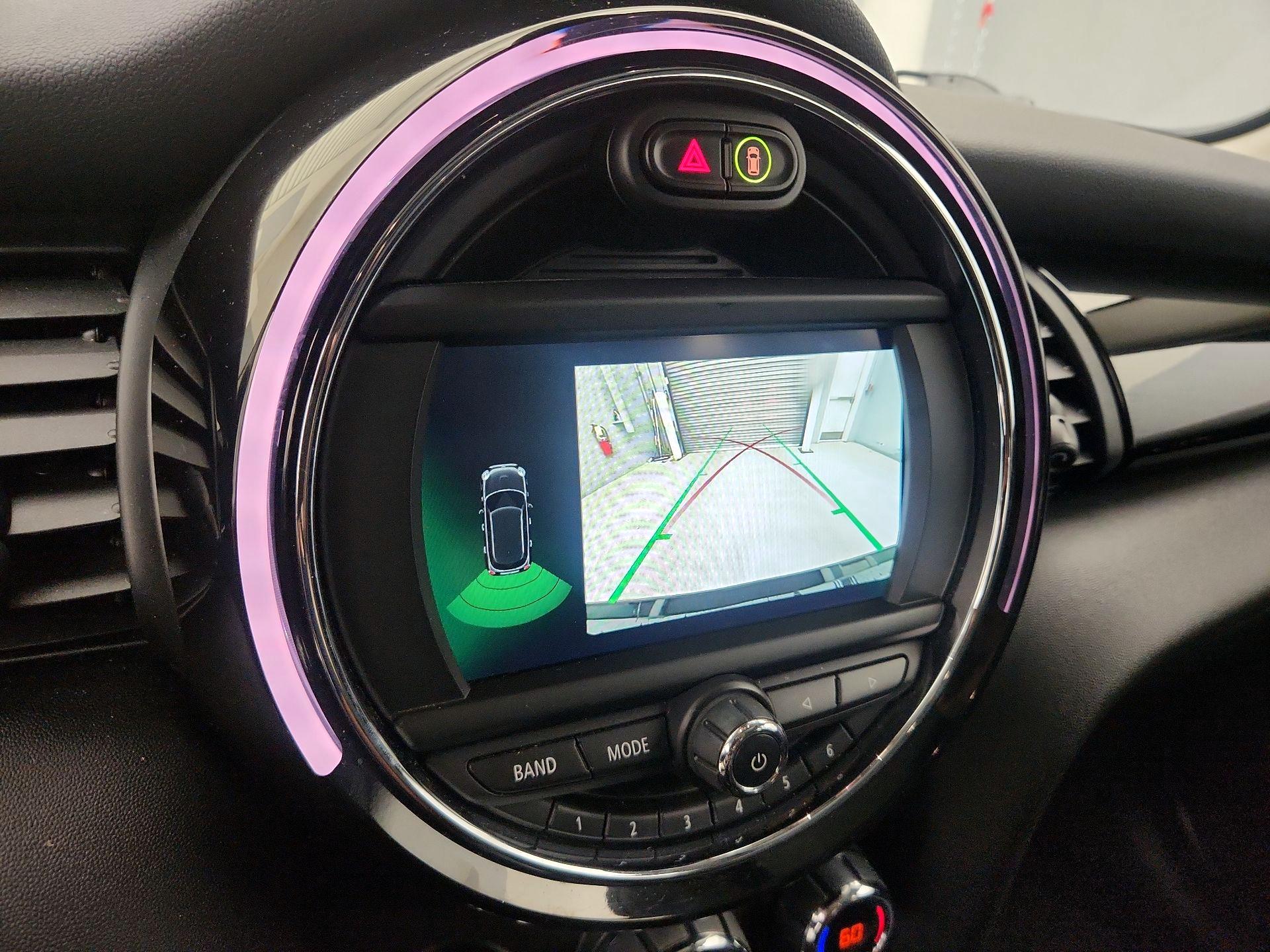 Thumbnail: 2021 MINI Cooper Hardtop - 14