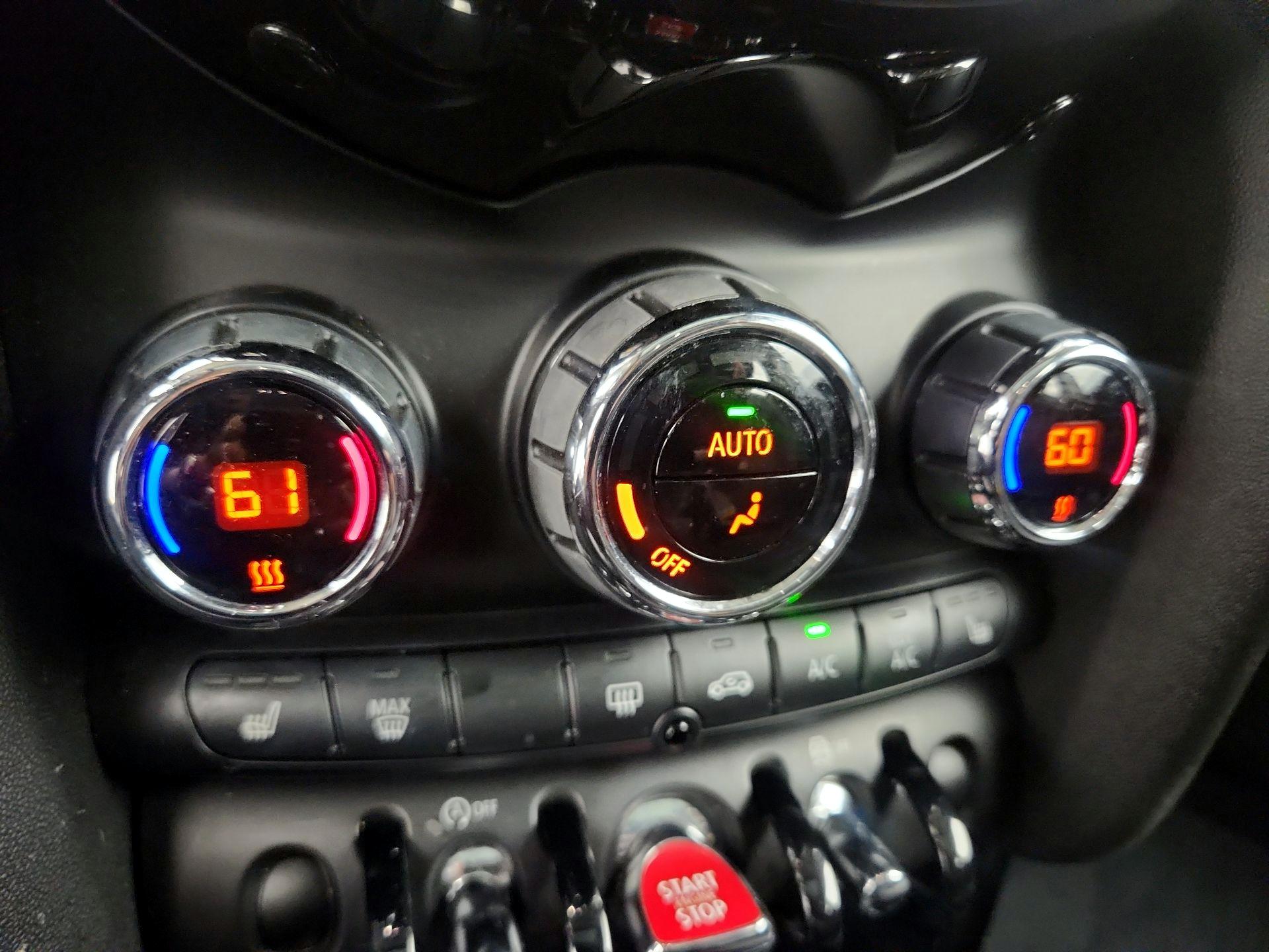 Thumbnail: 2021 MINI Cooper Hardtop - 16