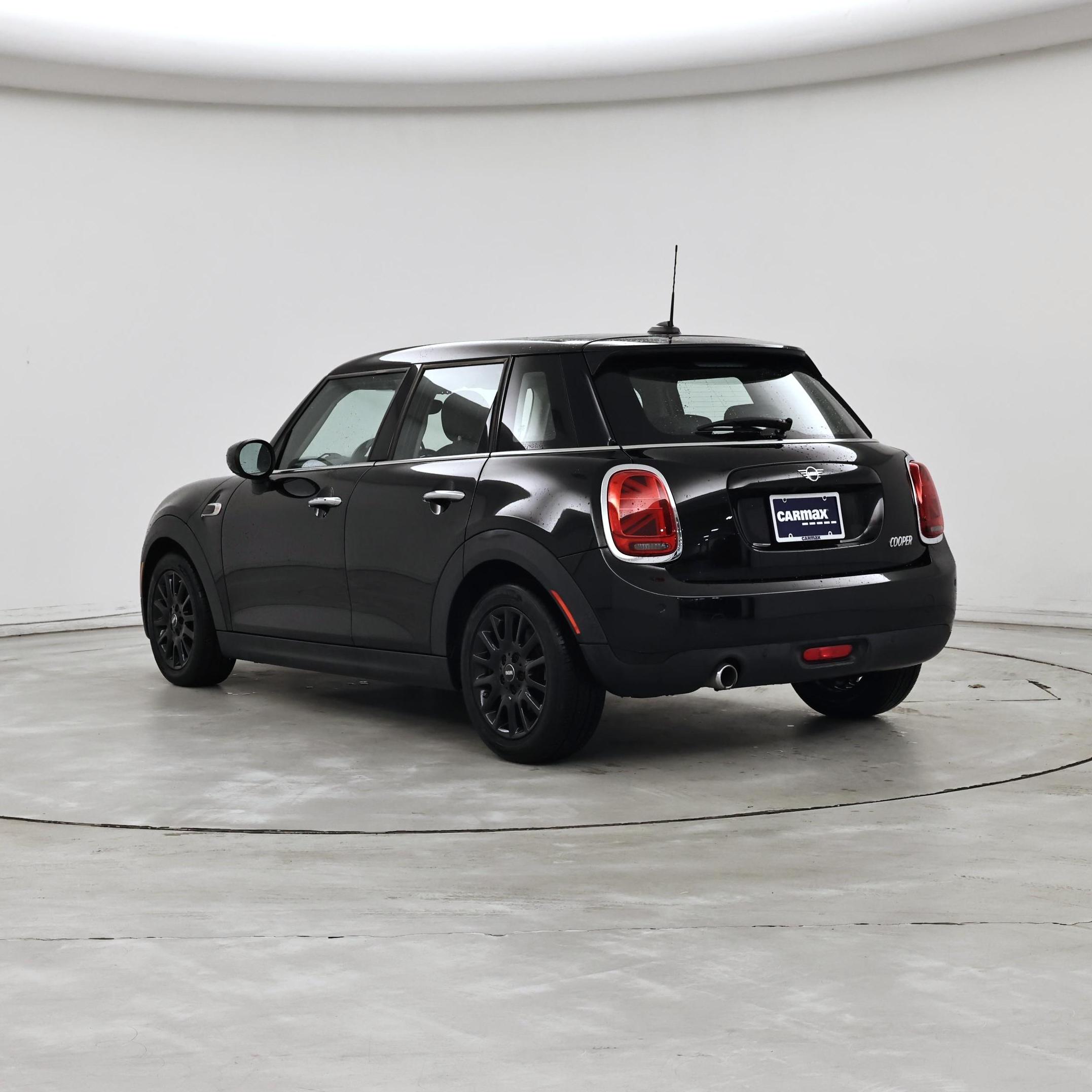 Thumbnail: 2021 MINI Cooper Hardtop - 2