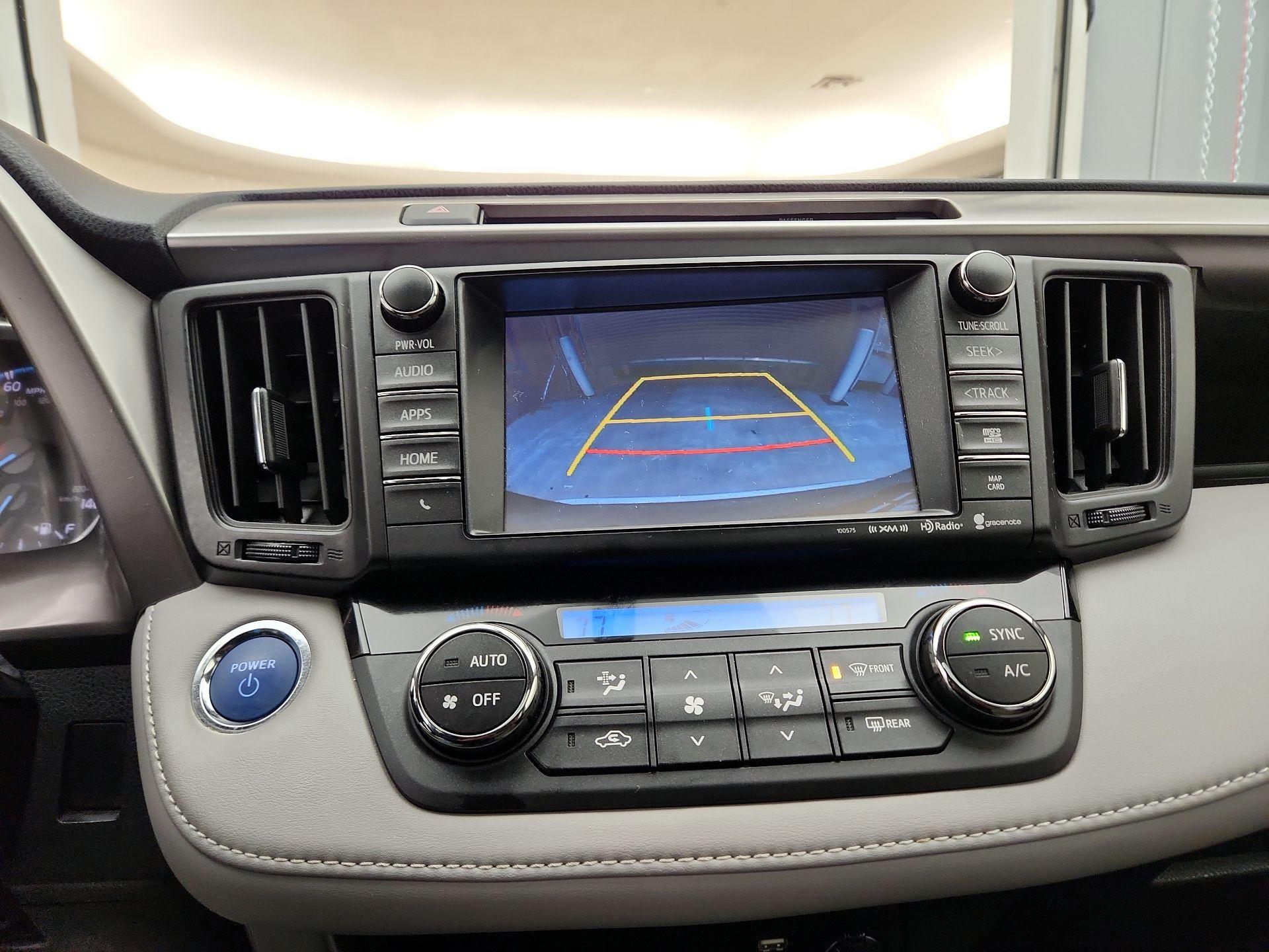 Thumbnail: 2016 Toyota RAV4 - 14