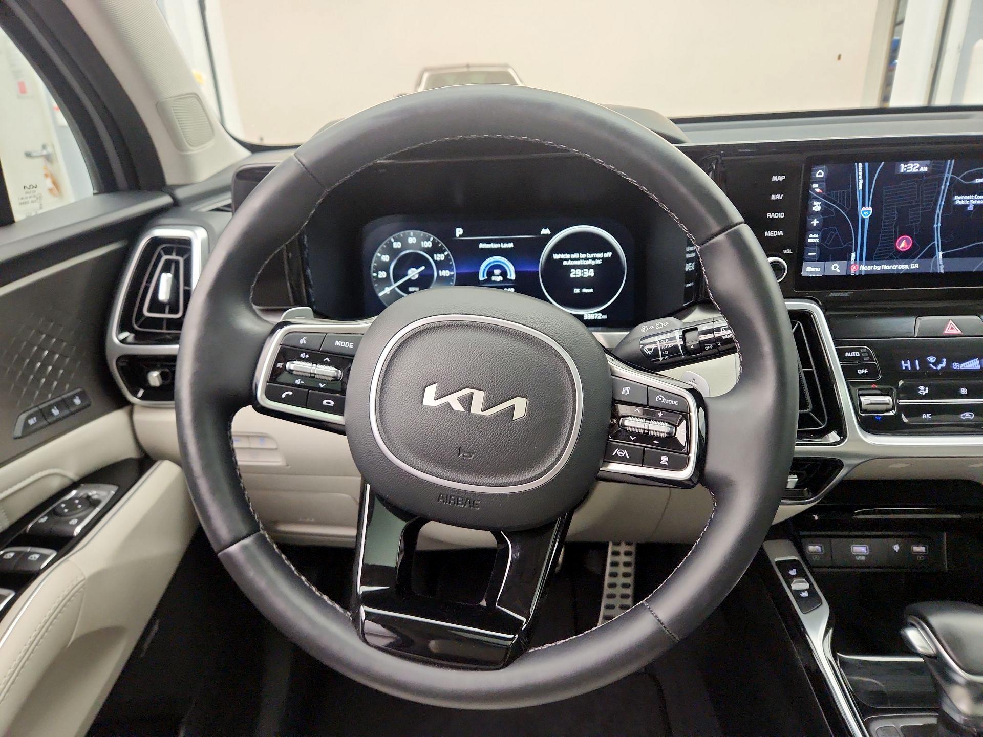Thumbnail: 2023 Kia Sorento - 10