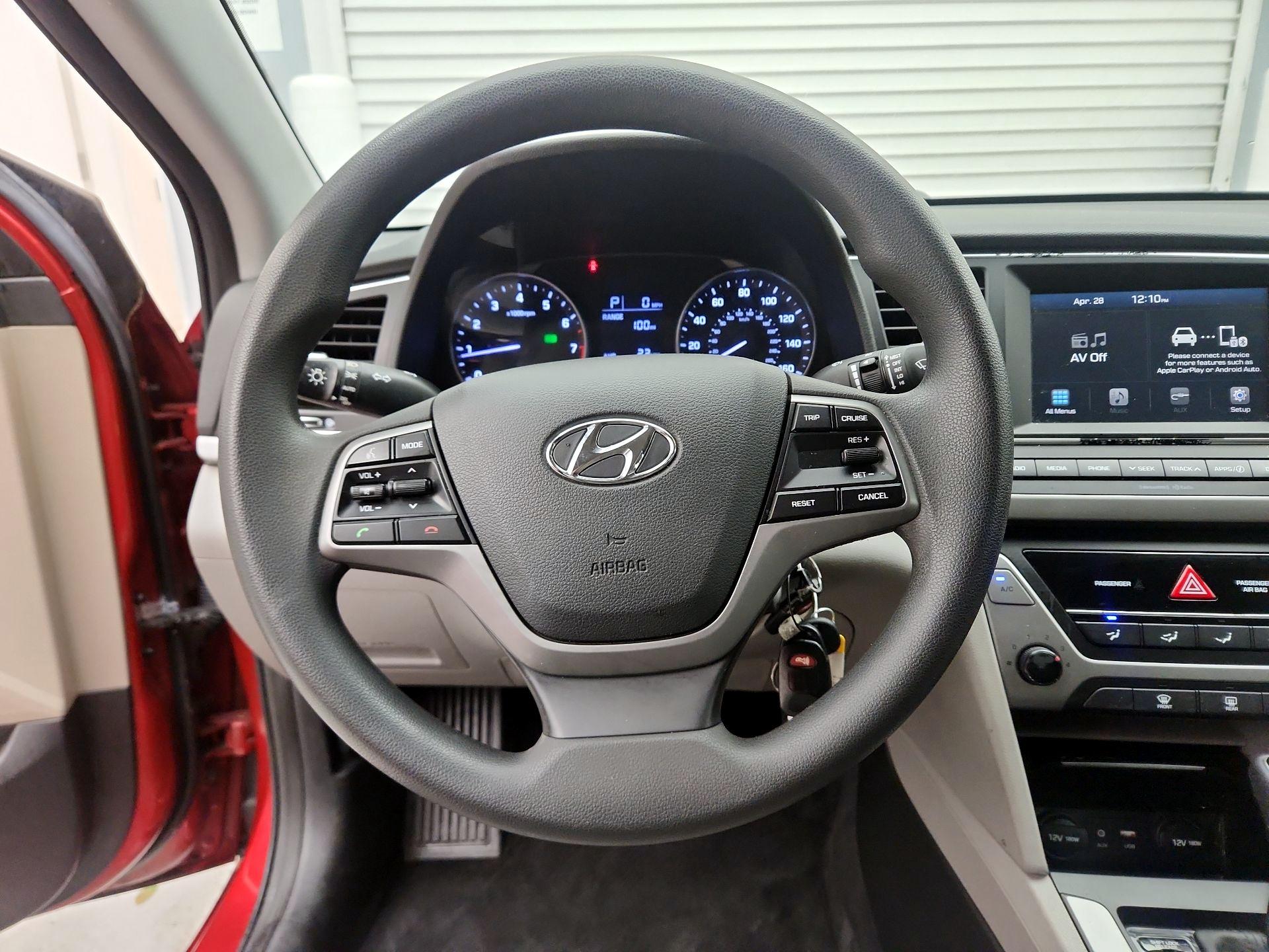 Thumbnail: 2017 Hyundai Elantra - 10