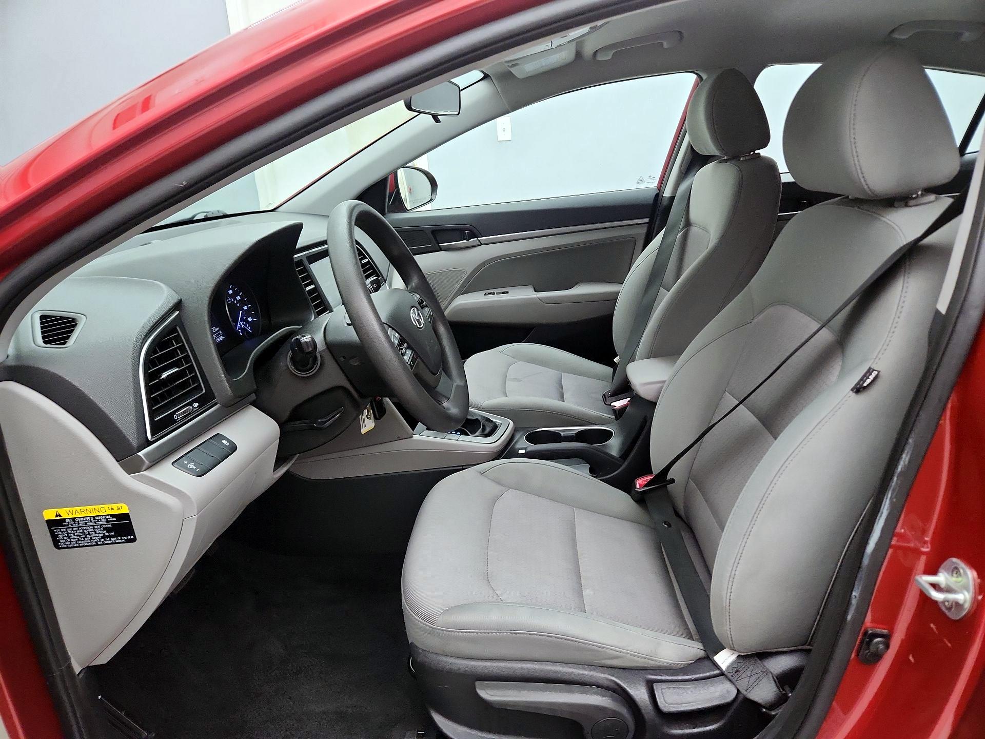 Thumbnail: 2017 Hyundai Elantra - 11