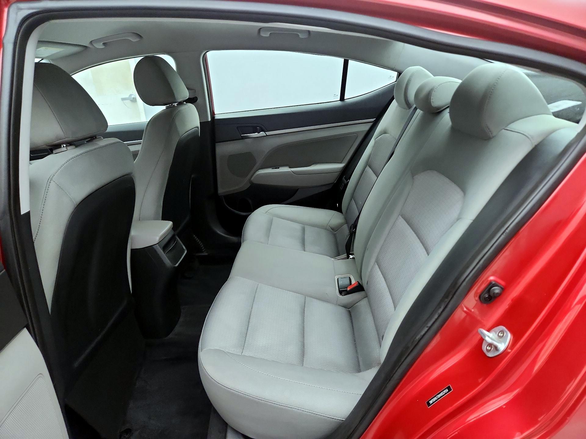 Thumbnail: 2017 Hyundai Elantra - 18