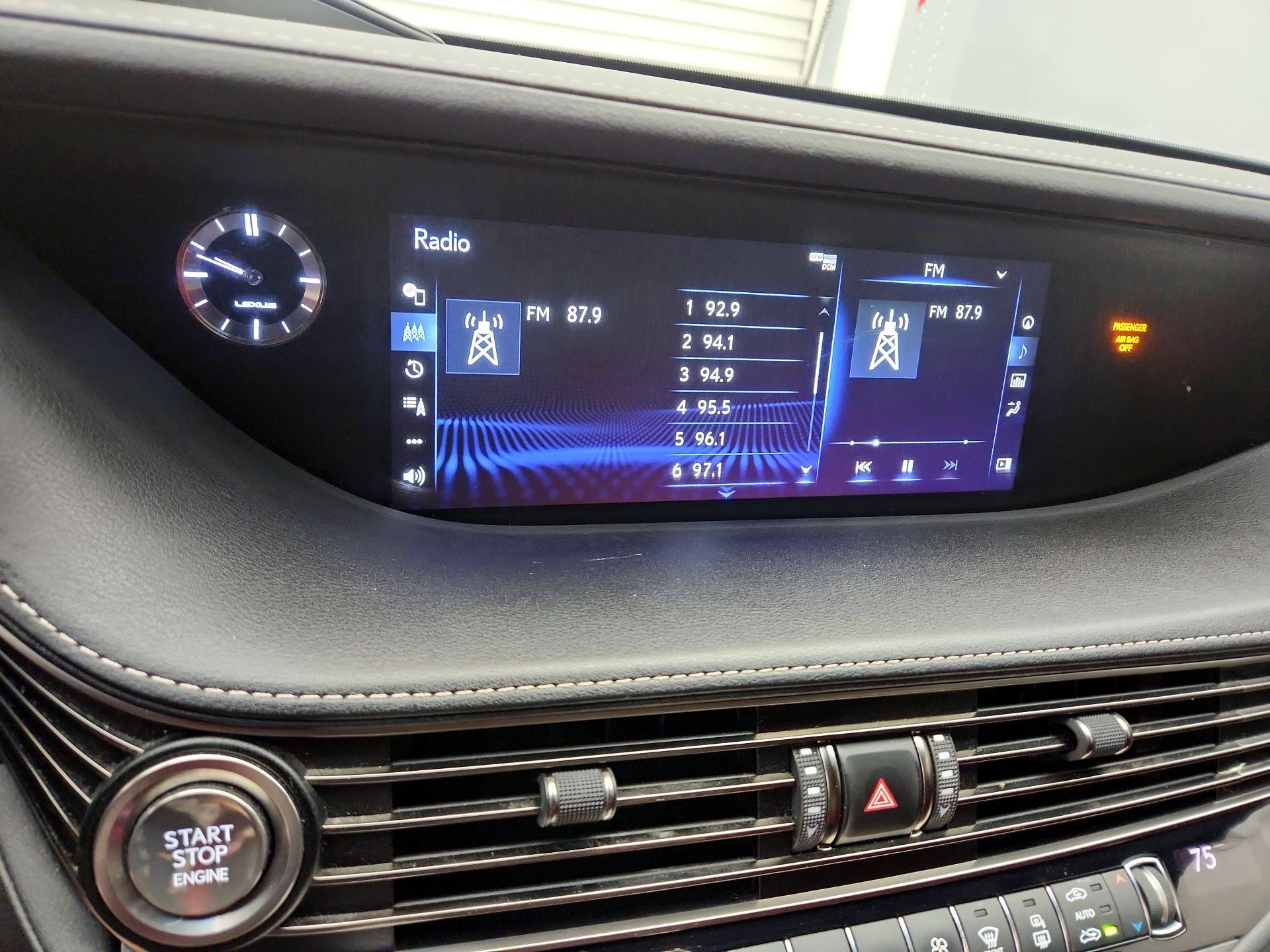 Thumbnail: 2018 Lexus LS - 16