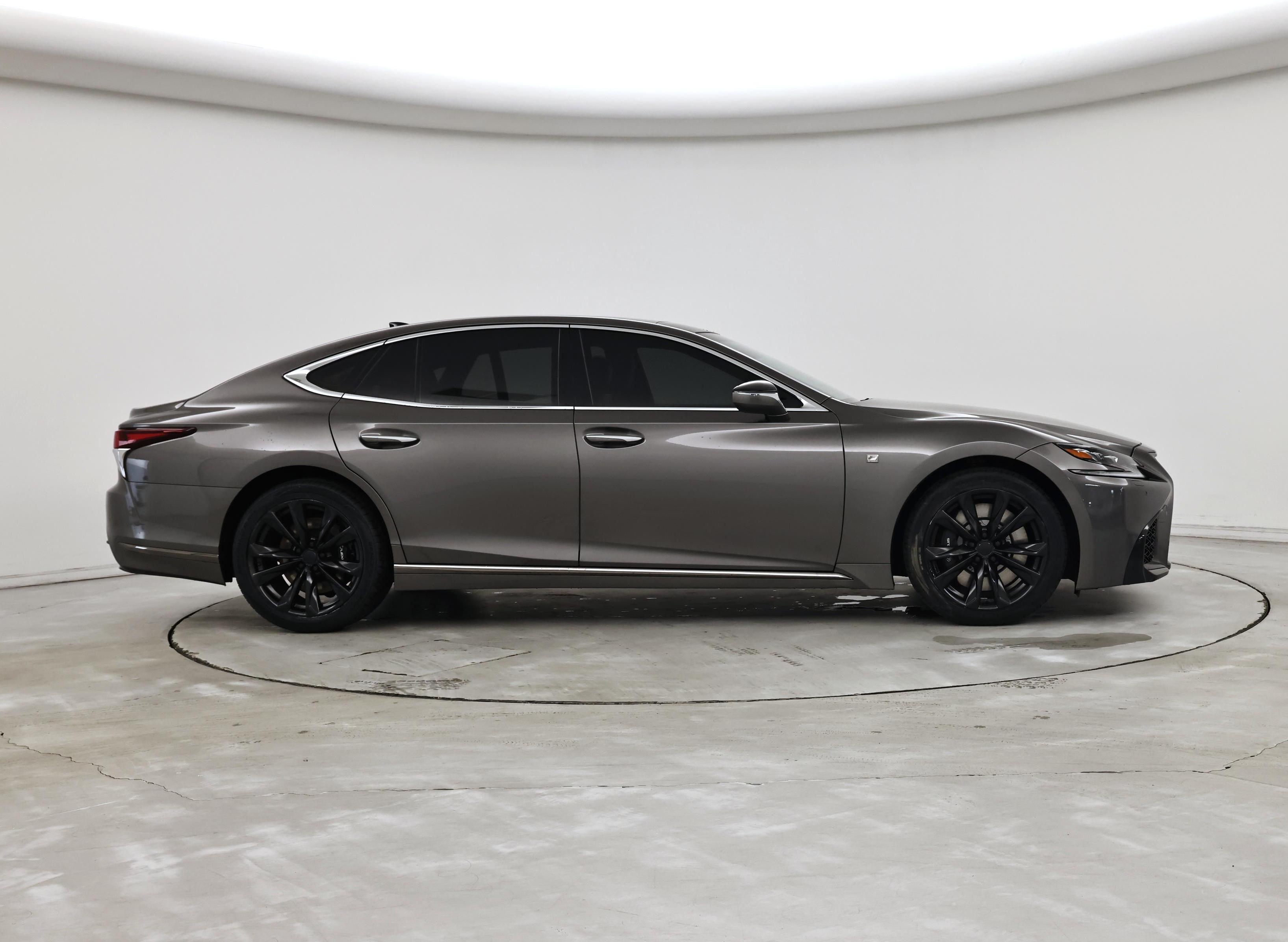 Thumbnail: 2018 Lexus LS - 7