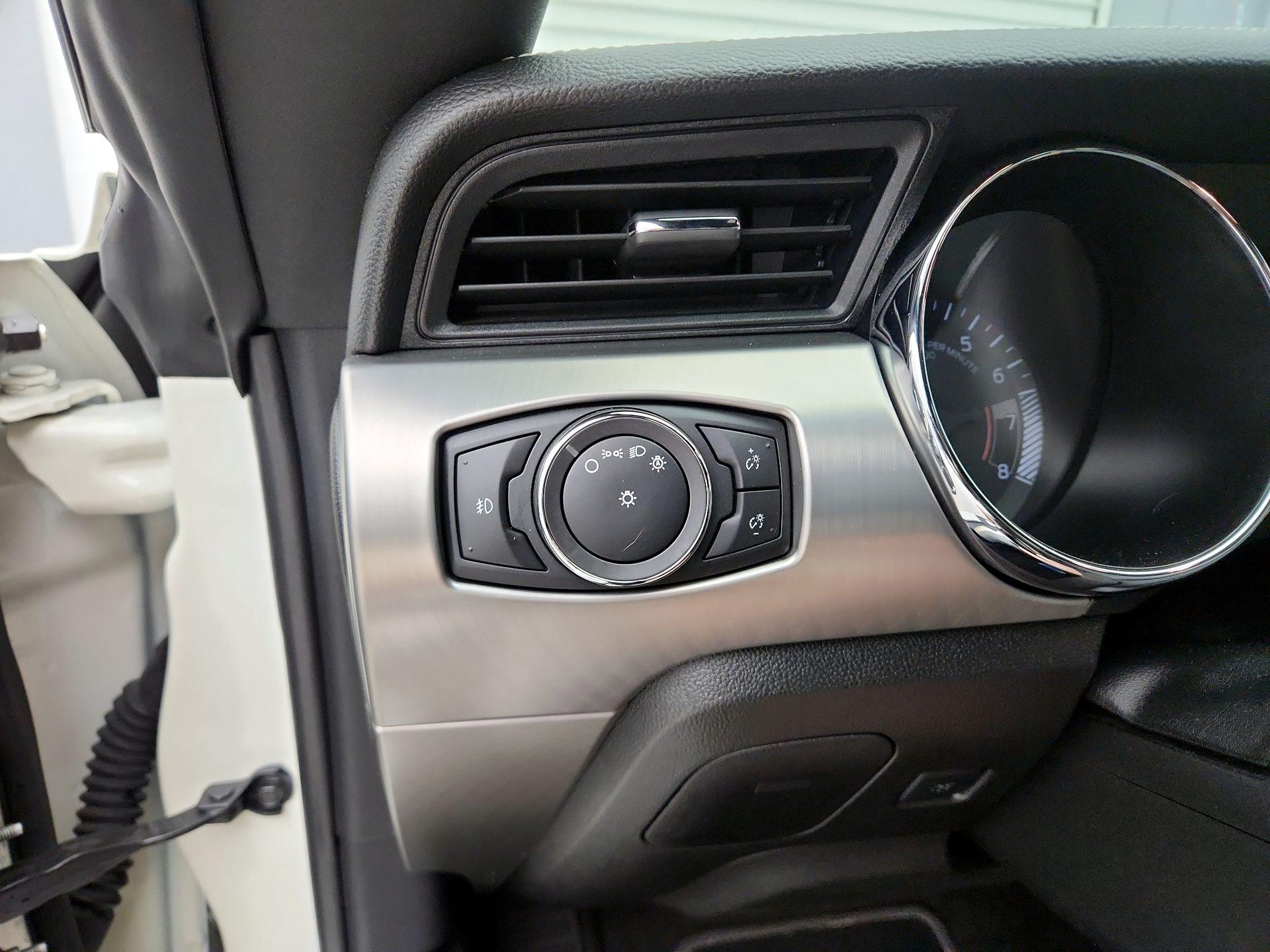 Thumbnail: 2015 Ford Mustang - 13