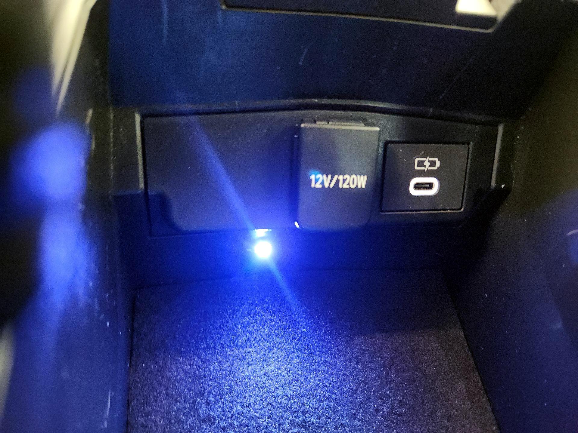 Thumbnail: 2025 Toyota Corolla - 18